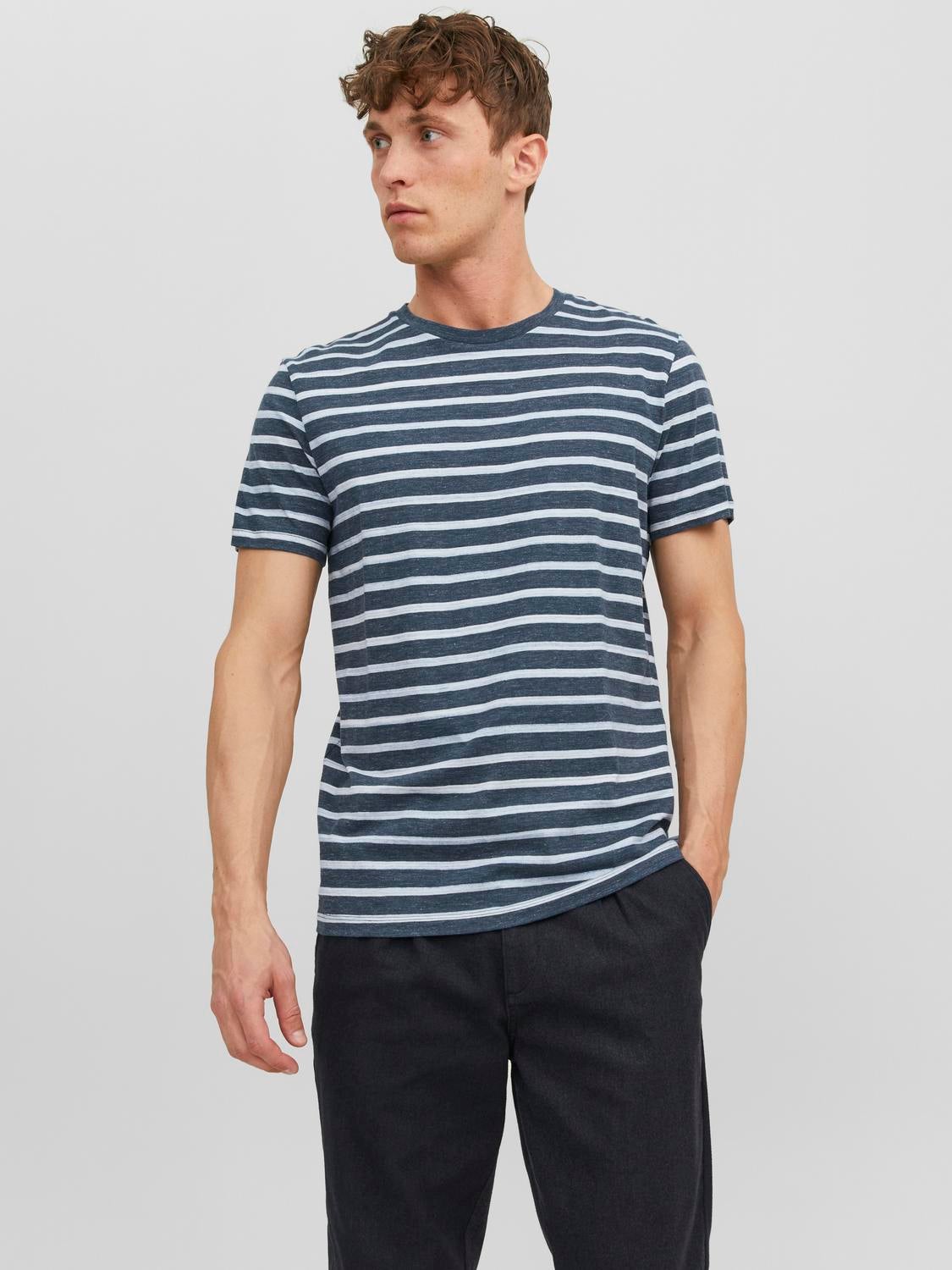 Jack & Jones W paski Okrągły dekolt T-shirt - 12235673