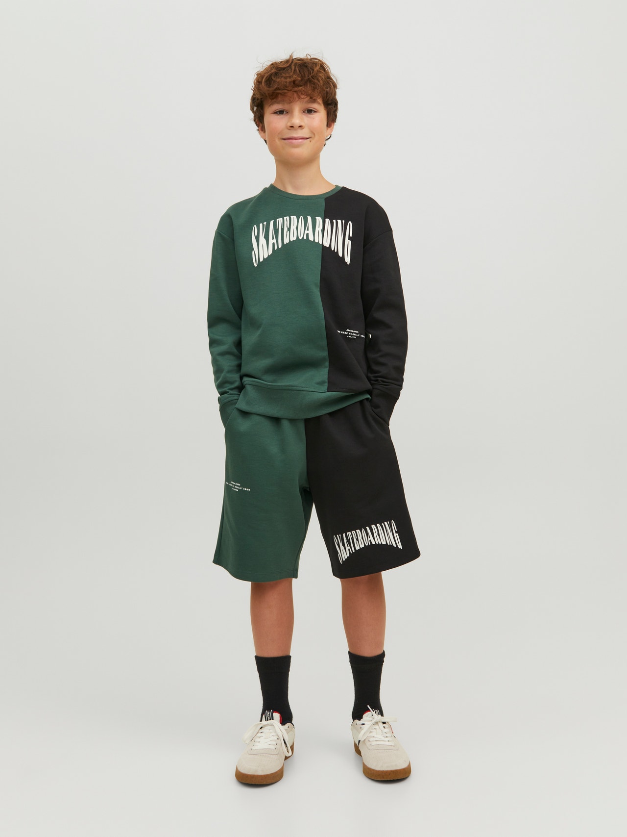 Jack & Jones Colour block Crew neck Sweatshirt For boys -Trekking Green - 12235688