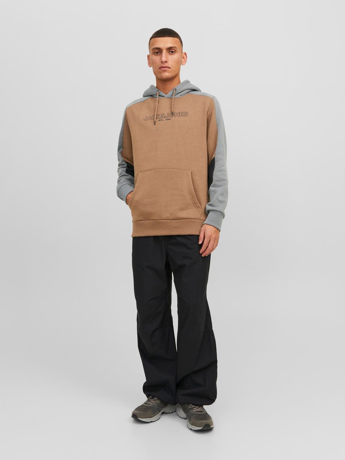 Jack & Jones Felpa con cappuccio Con color block -Otter - 12236153