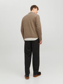 Jack & Jones Ühevärviline Meeskonnakaelusega džemper -Otter - 12236774