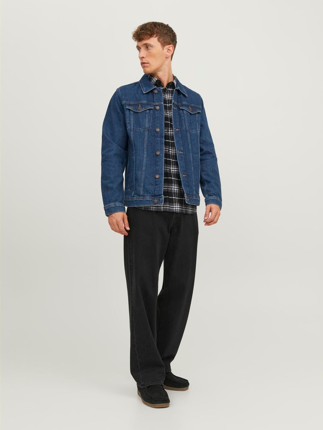 BNWT* Jack & Jones Classic Denim Jacket (Blue), Men's Fashion, Coats,  Jackets and Outerwear on Carousell