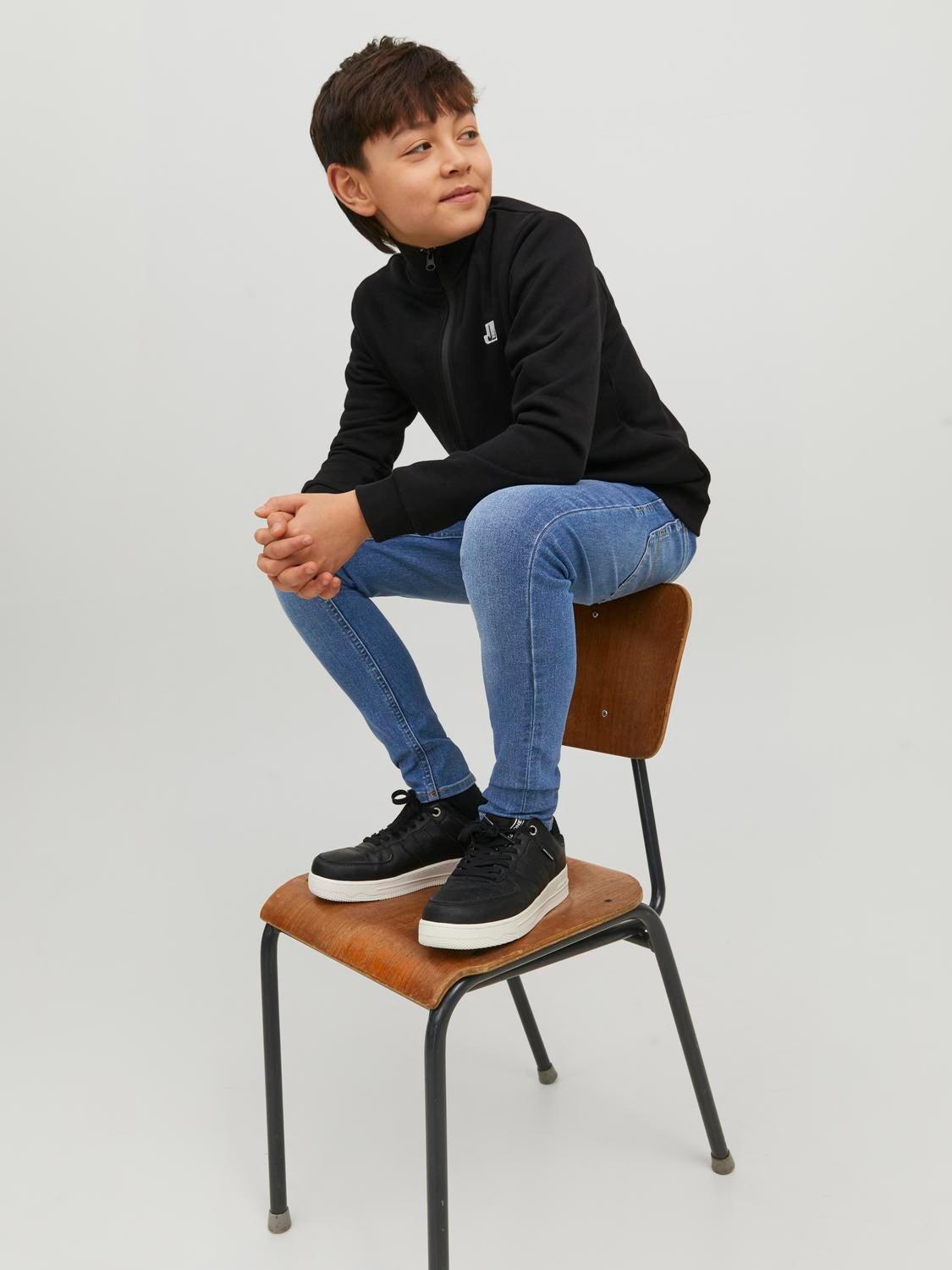 jackjones- 