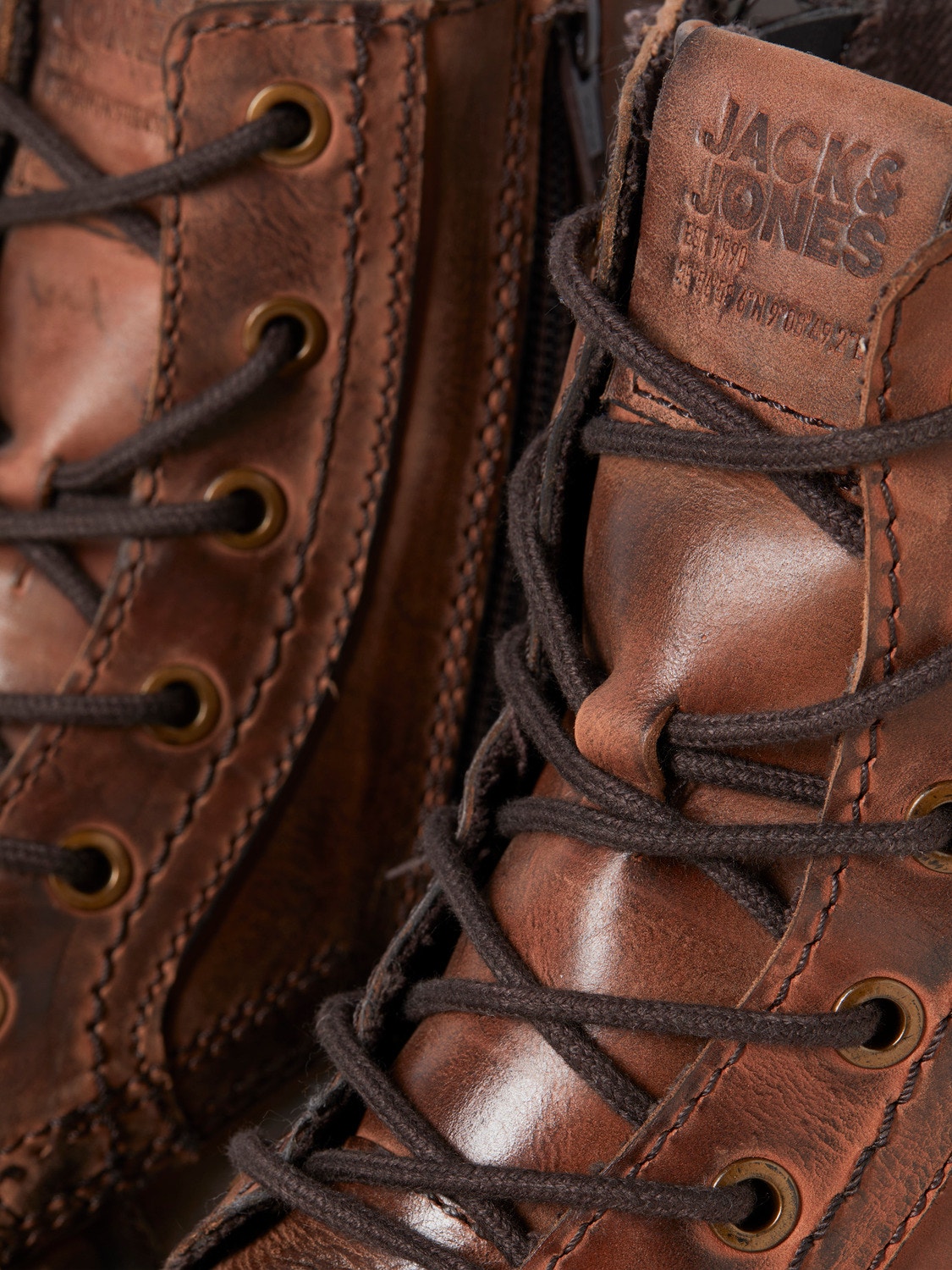  Jack y Jones Botas de cuero para hombre con detalles de  cordones con cierre de cremallera Cognac 10 US : Ropa, Zapatos y Joyería