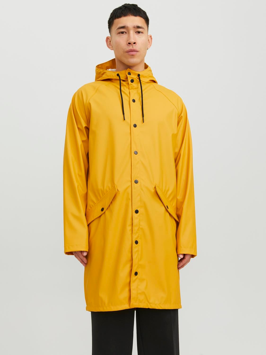 Mens yellow rain outlet mac