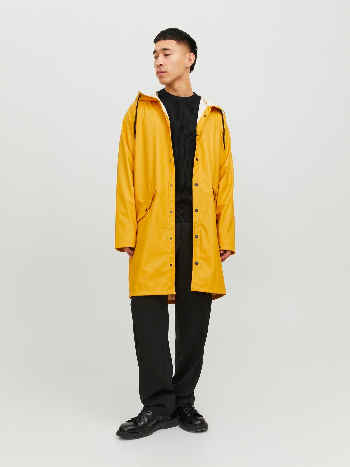 Carter and sale jones raincoat