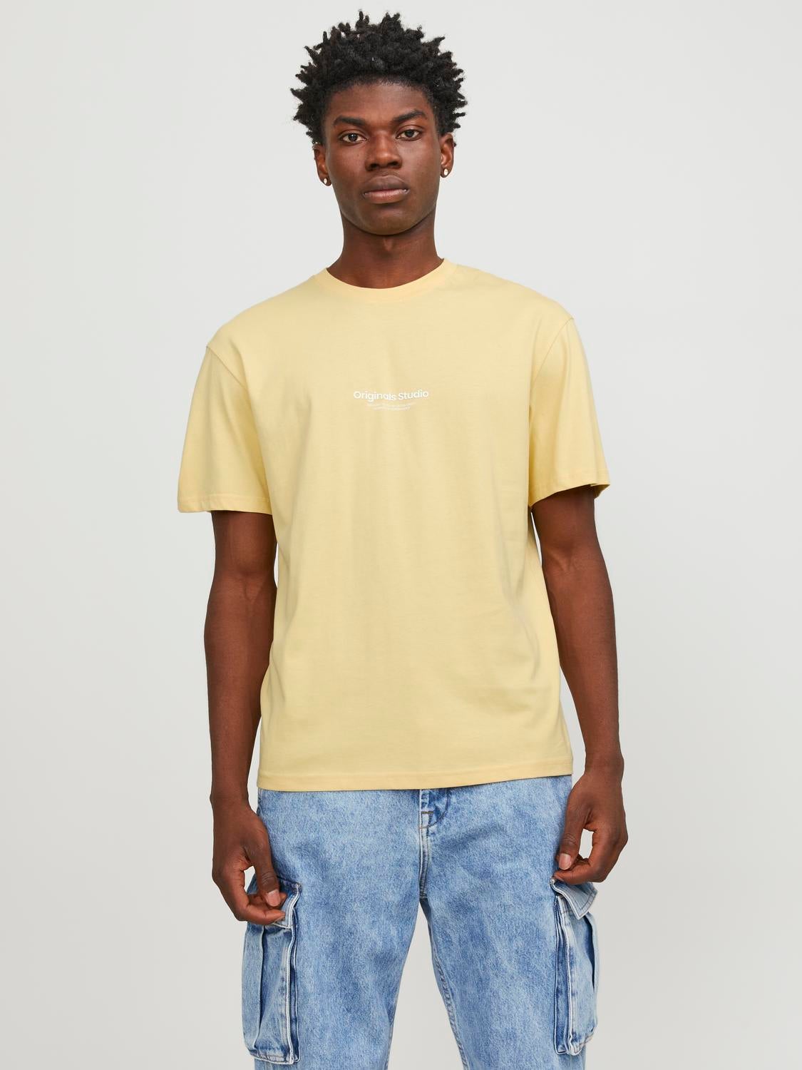 Light yellow t shirt hot sale mens