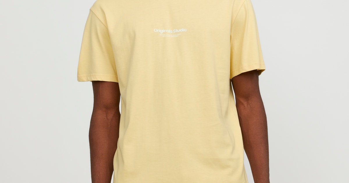 7932 Yellow Crew Neck T-Shirt