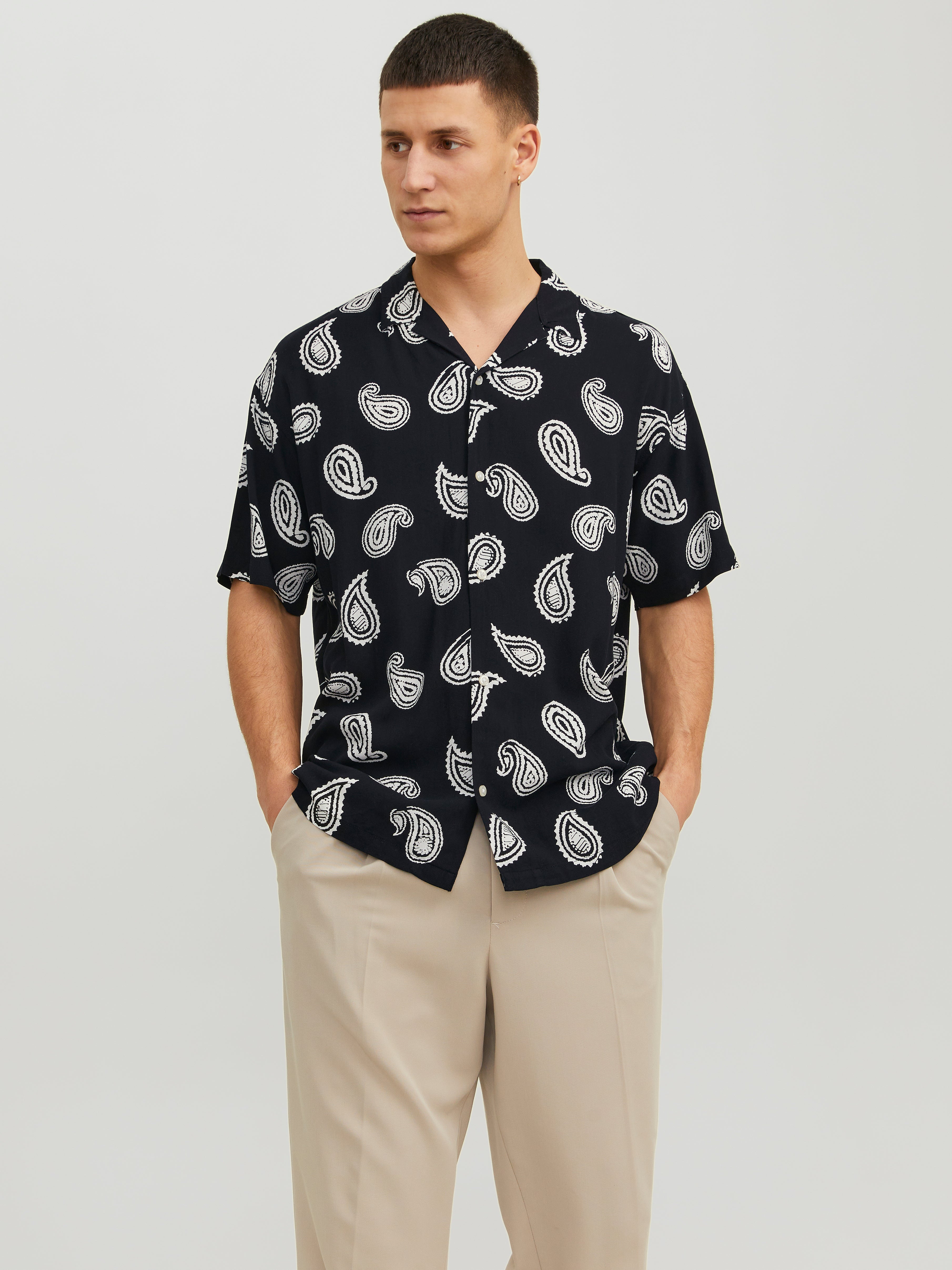 Camisa estilo resort Corte regular con 20% de | Jack & Jones®