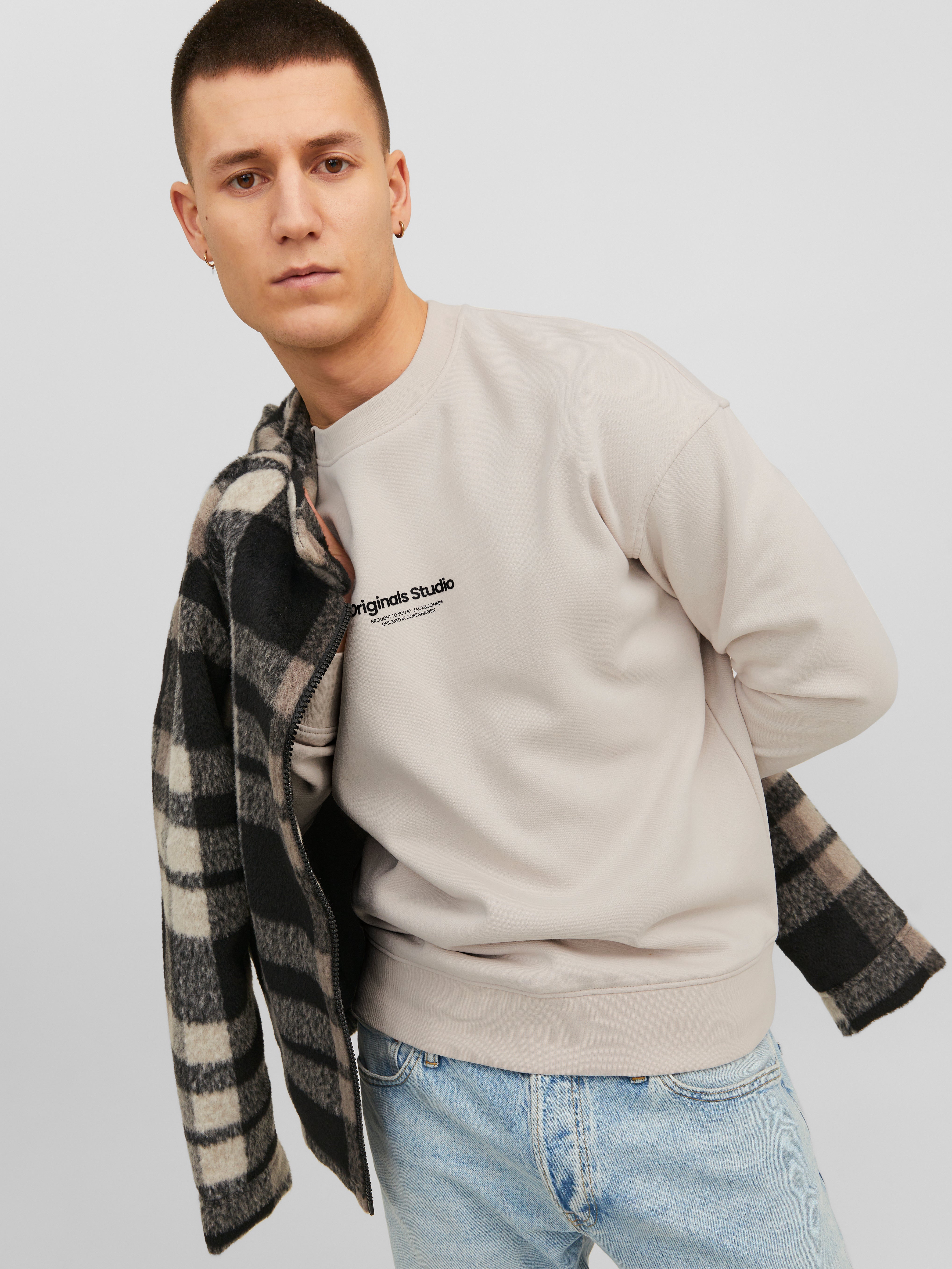 jackjones- 