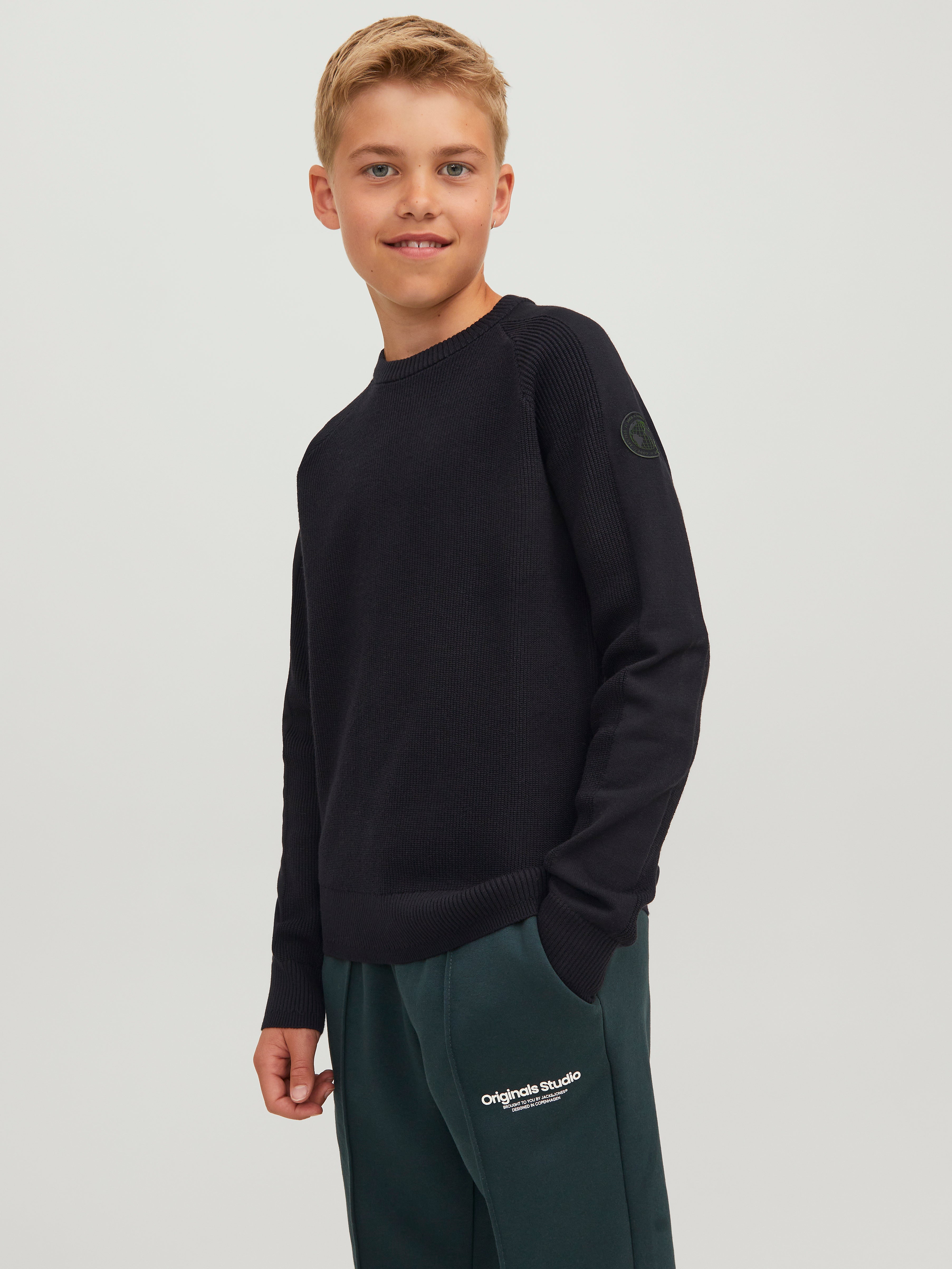 Black v outlet neck jumper boys