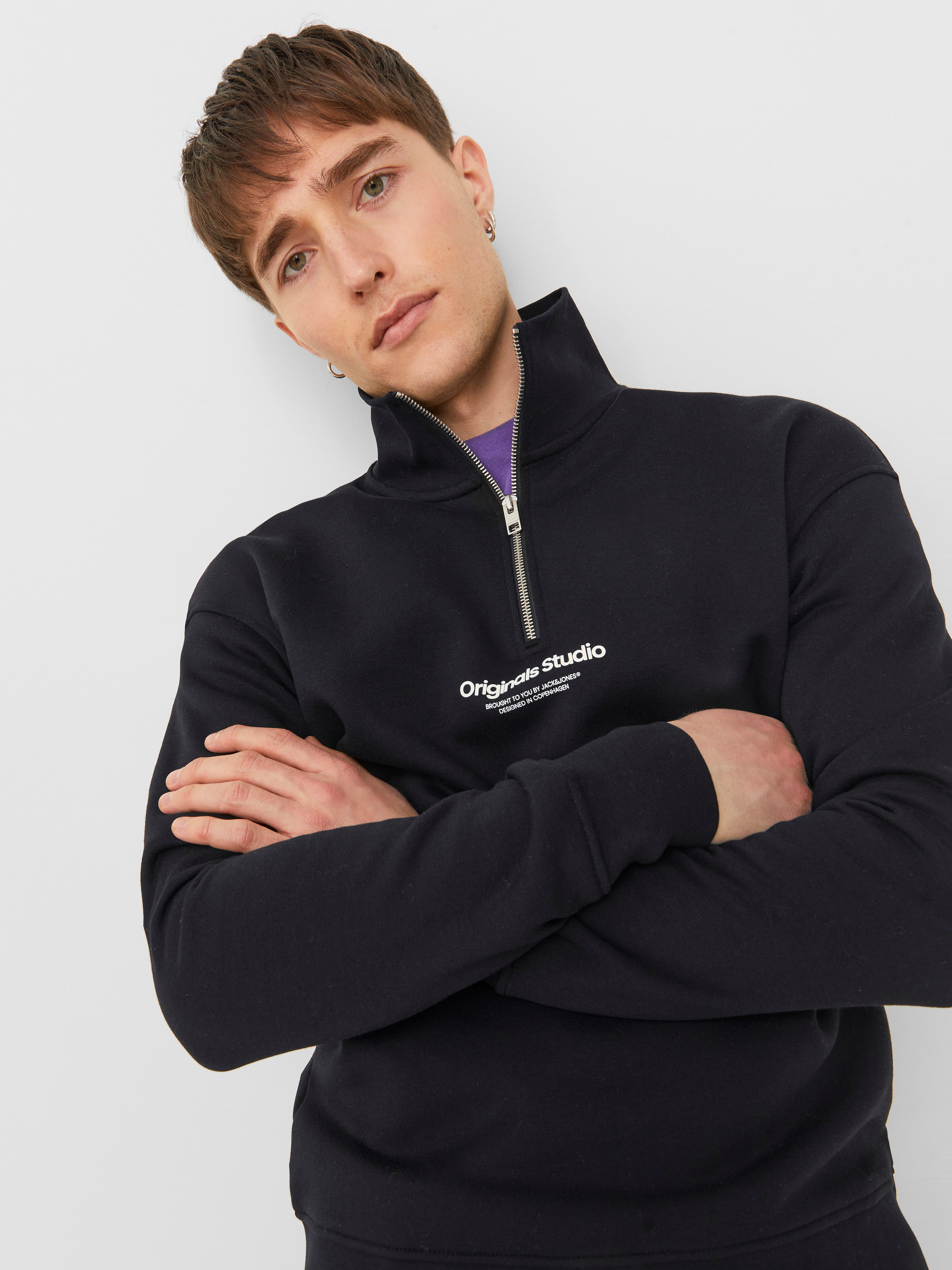 Jack & Jones Text Half Zip Sweatshirt - 12241777