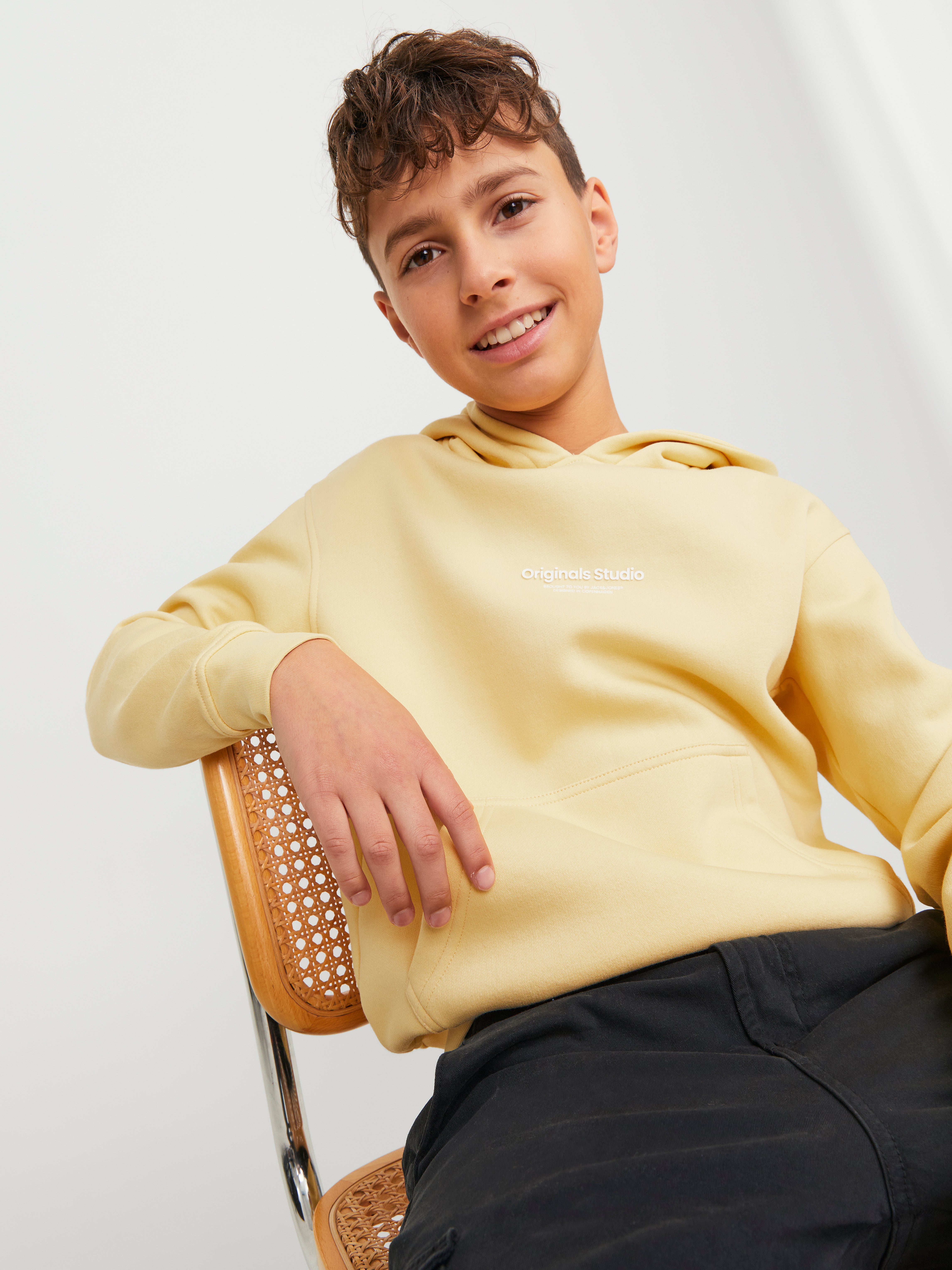 Boys on sale yellow jumper