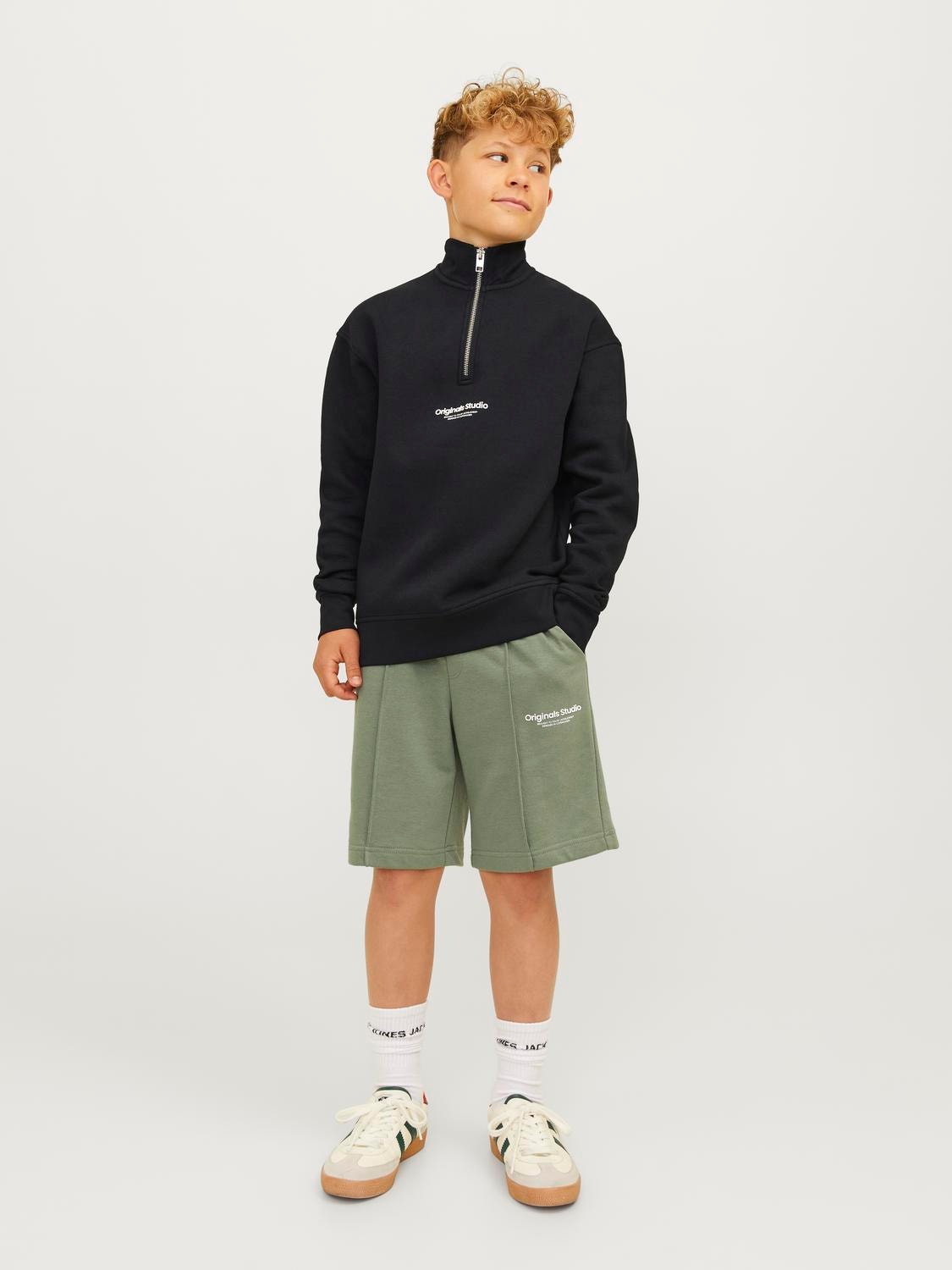 Jack & Jones Printed Zip Sweatshirt For boys -Black - 12242475