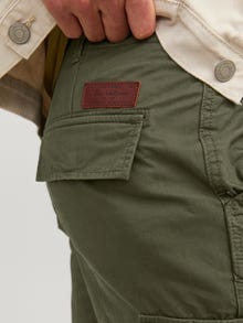 Jack & Jones Carrot Fit Cargo trousers -Olive Night - 12243917