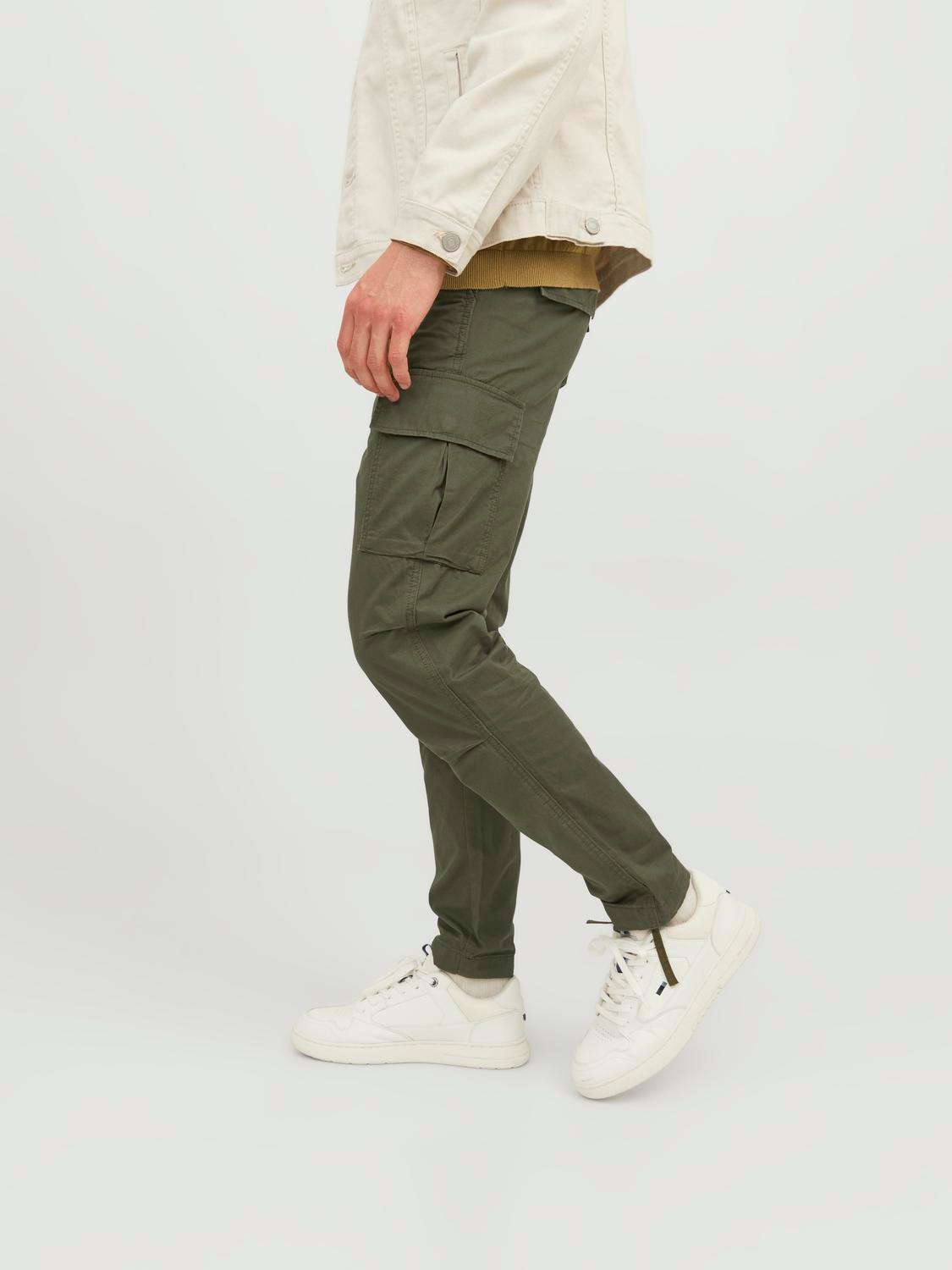 | Dark Cargo Green | Jones® Carrot & Jack trousers fit