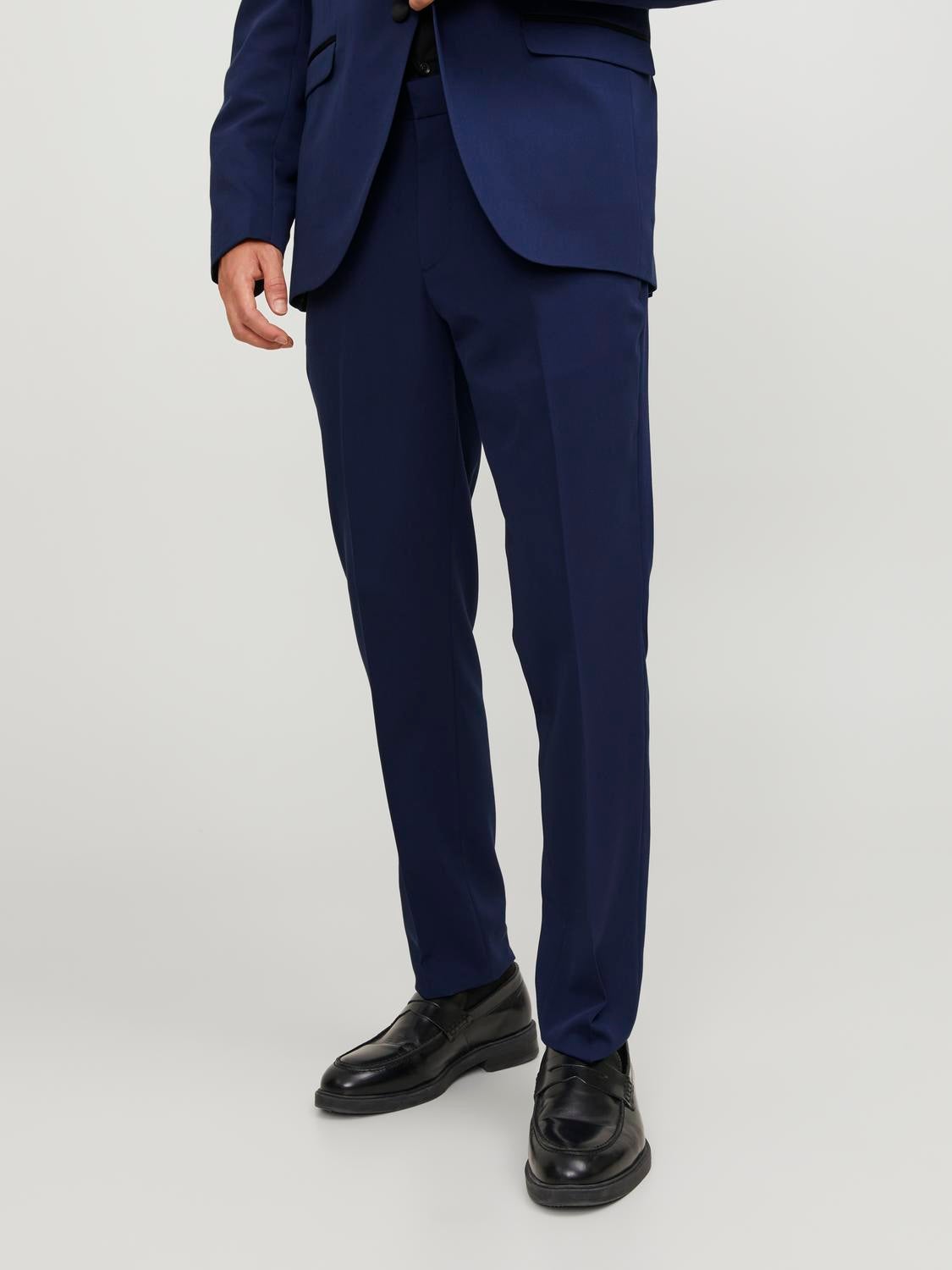 Buy Men Black Super Slim Fit Solid Flat Front Formal Trousers Online -  743316 | Louis Philippe