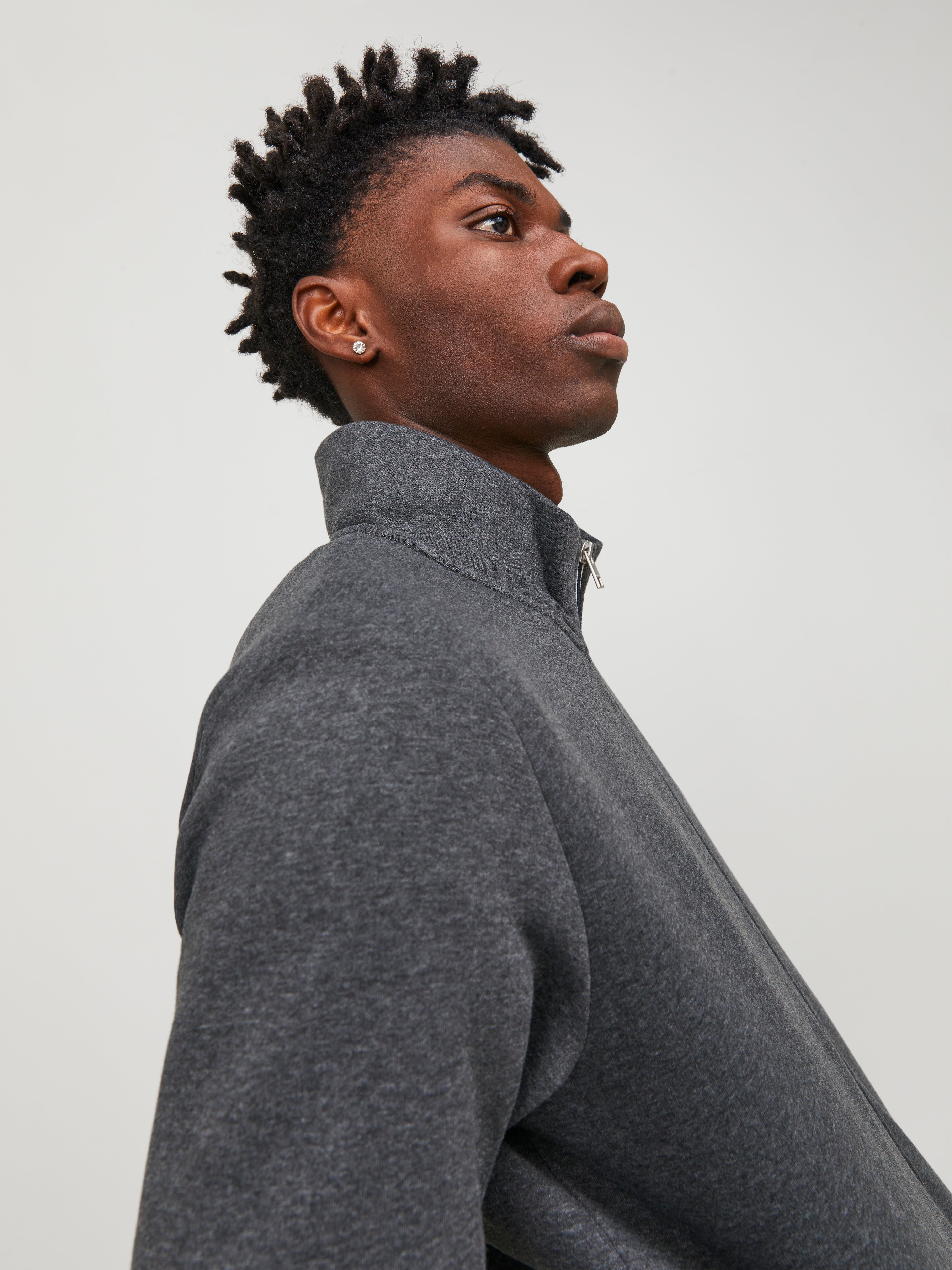 Jack & Jones Plain Zip Sweatshirt - 12245880