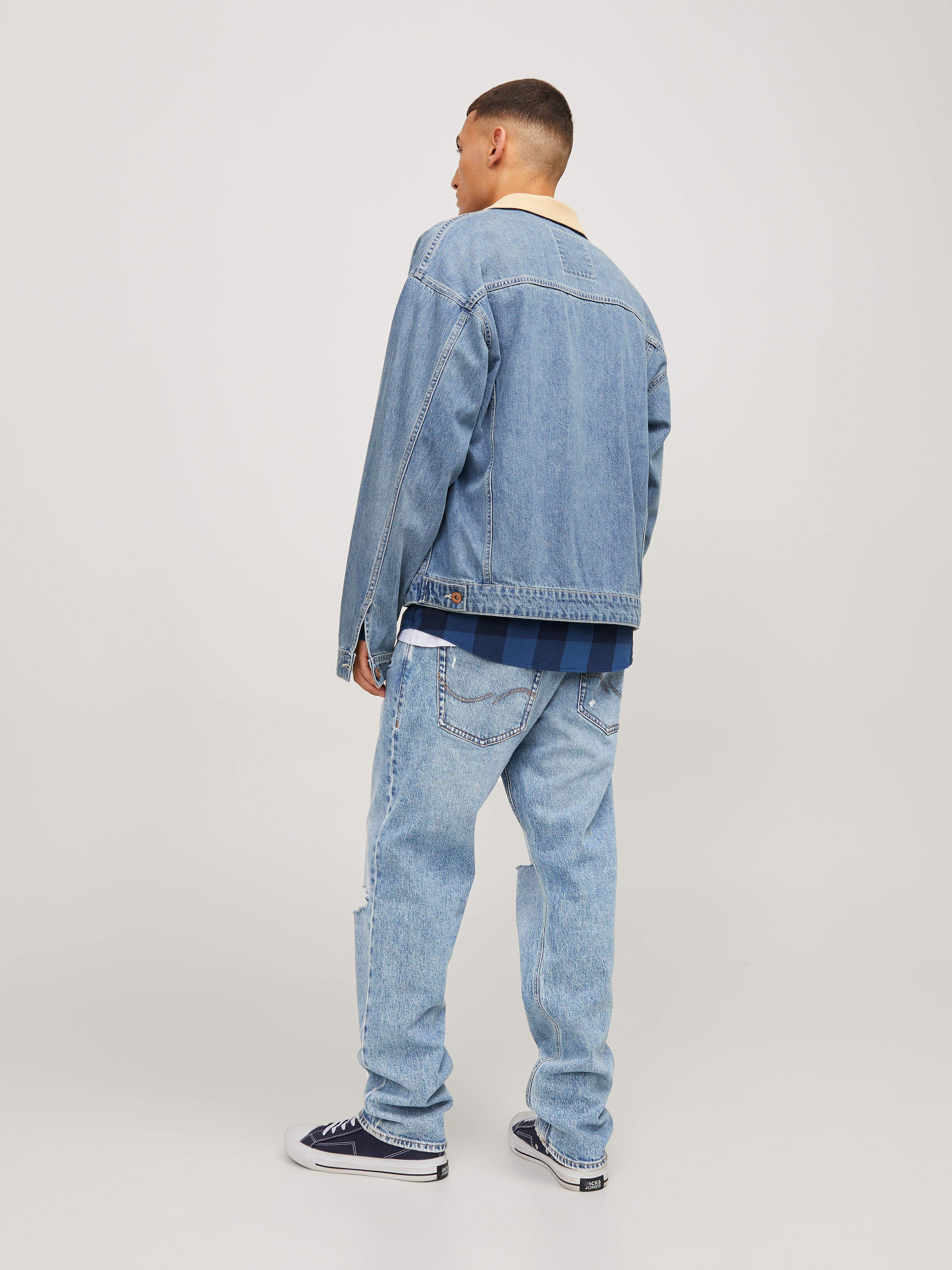 jackjones- 