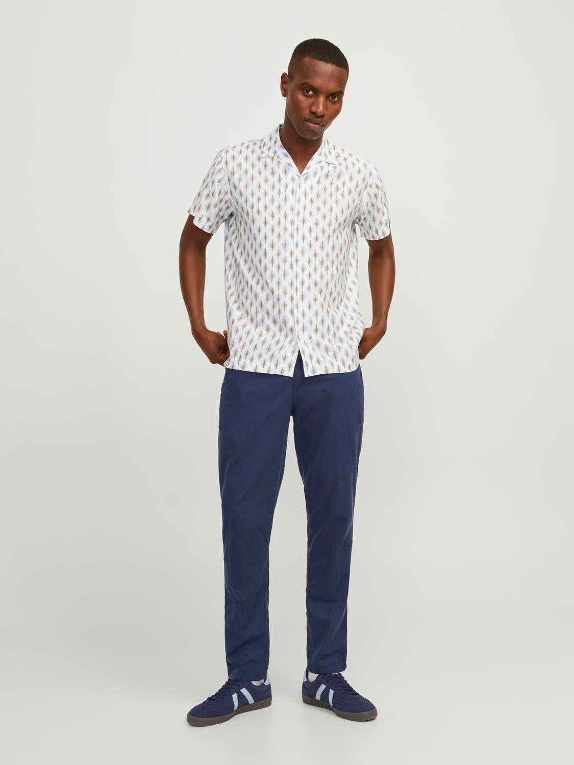 Calças Chino Tapered Fit