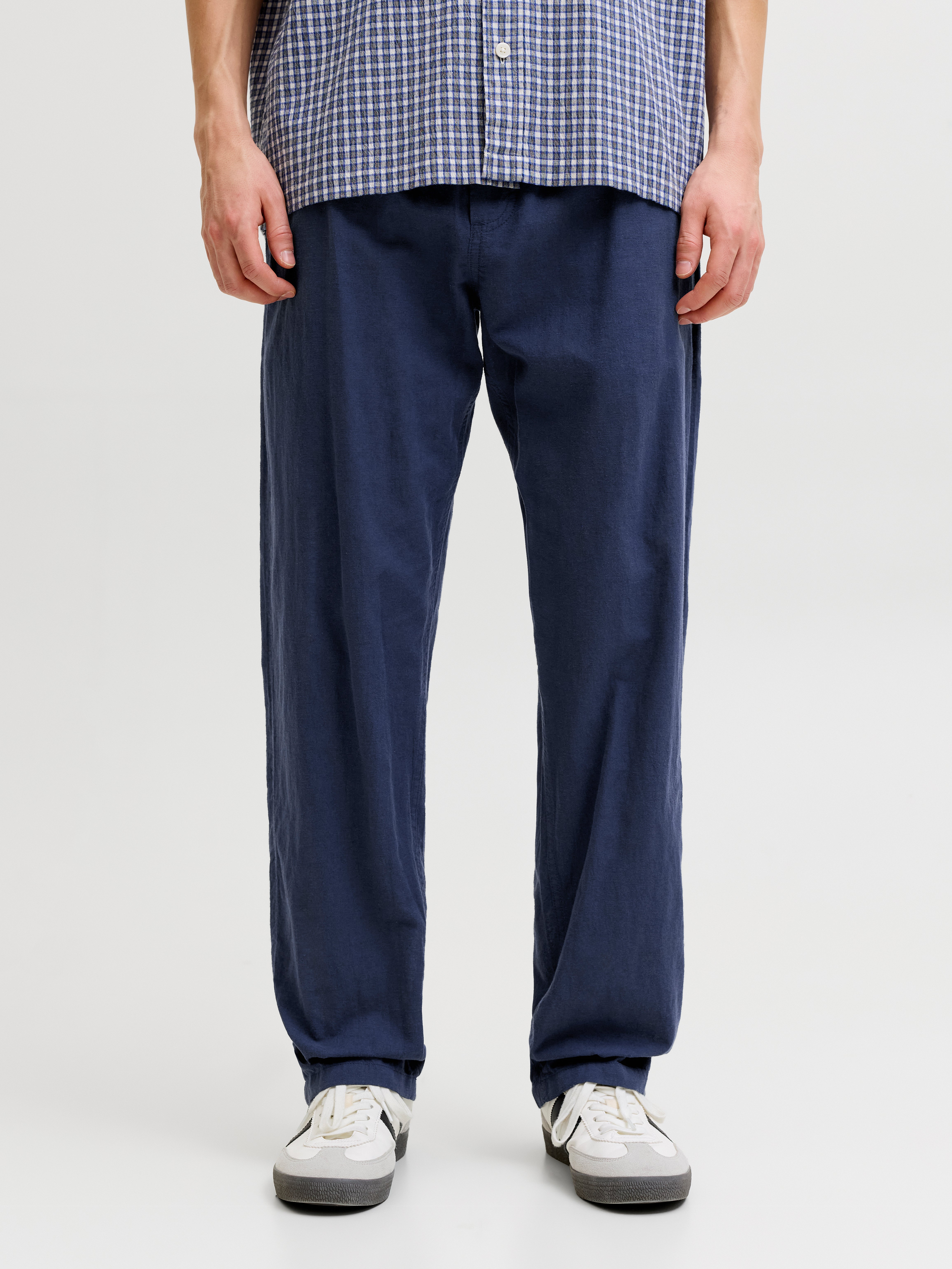Pantalón Clásico Para Mujer JACK & JONES JXMARY - Corte Regular, Tejido Suave Y Bolsillo Trasero