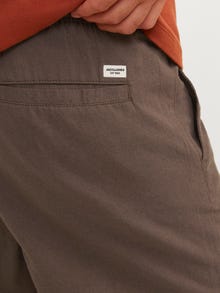 Jack & Jones Regular Fit Shorts med normal passform -Seal Brown - 12248629