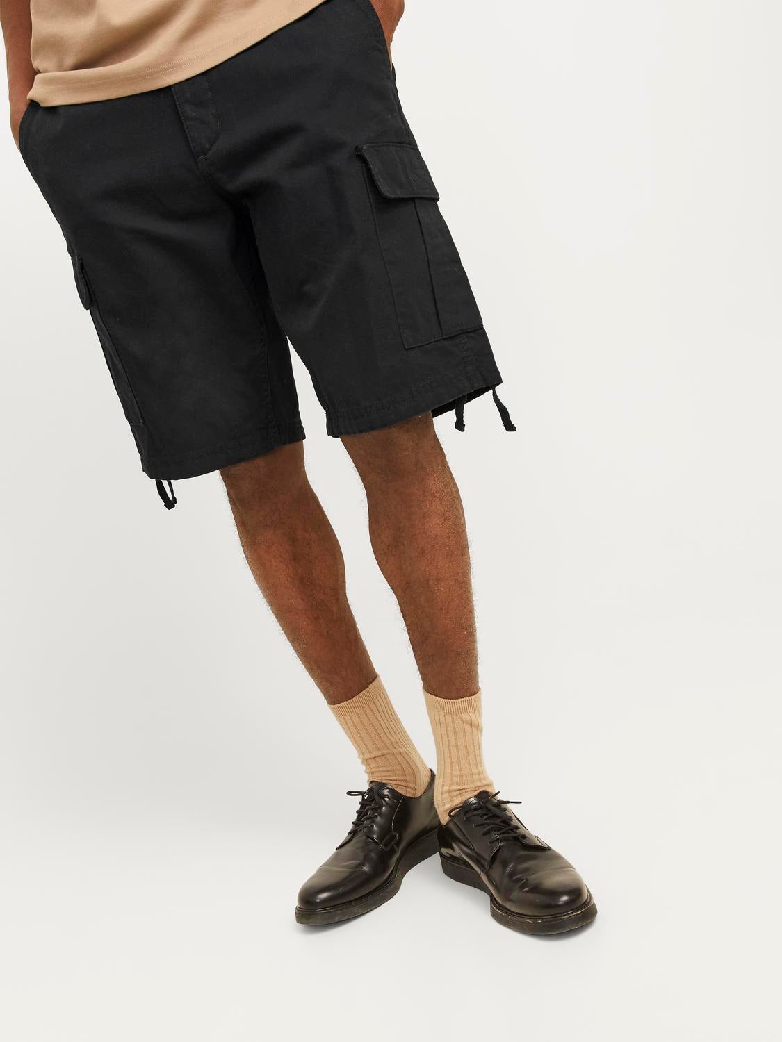 Regular Fit Cargo Shorts Schwarz Jack Jones