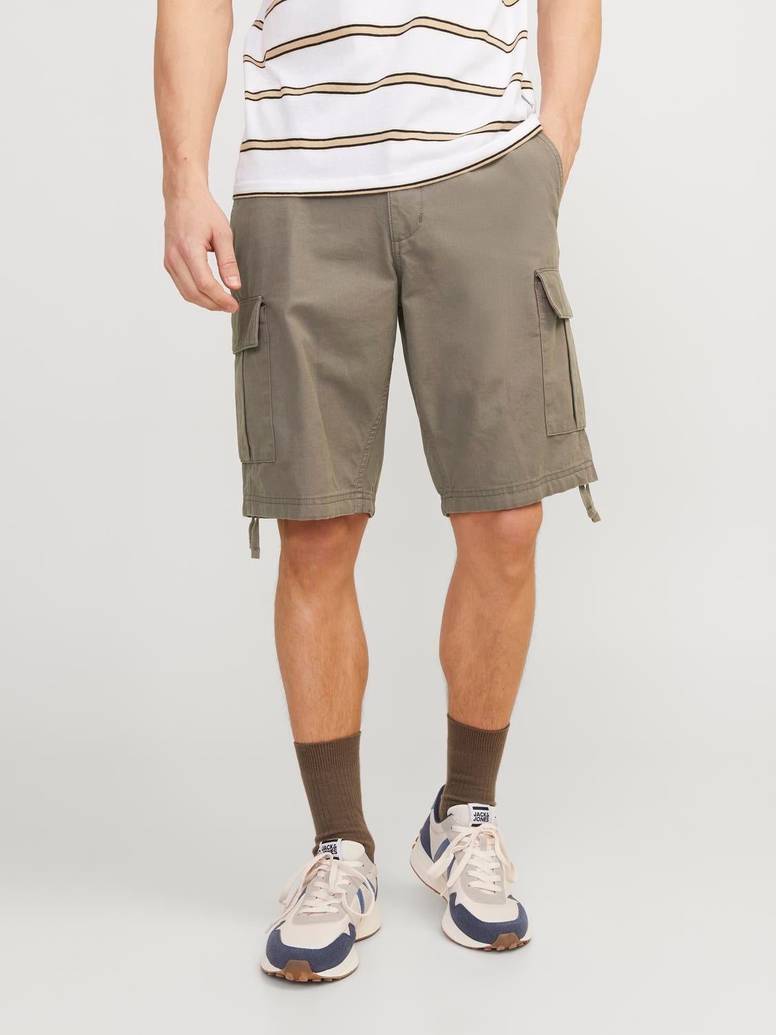 Regular Fit Cargo shorts | Medium Brown | Jack u0026 Jones®