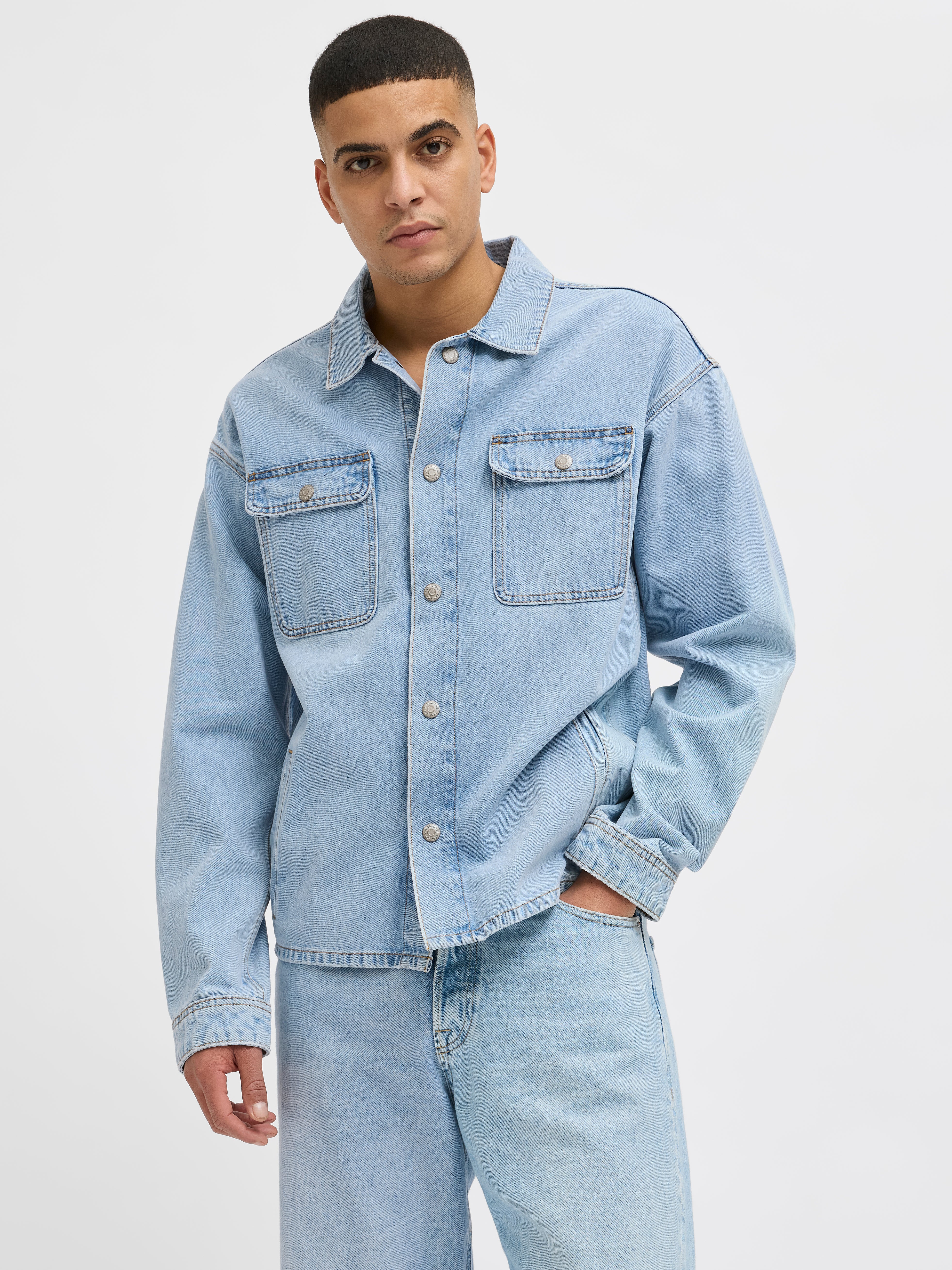 Thumbnail - Loose Fit Overshirt