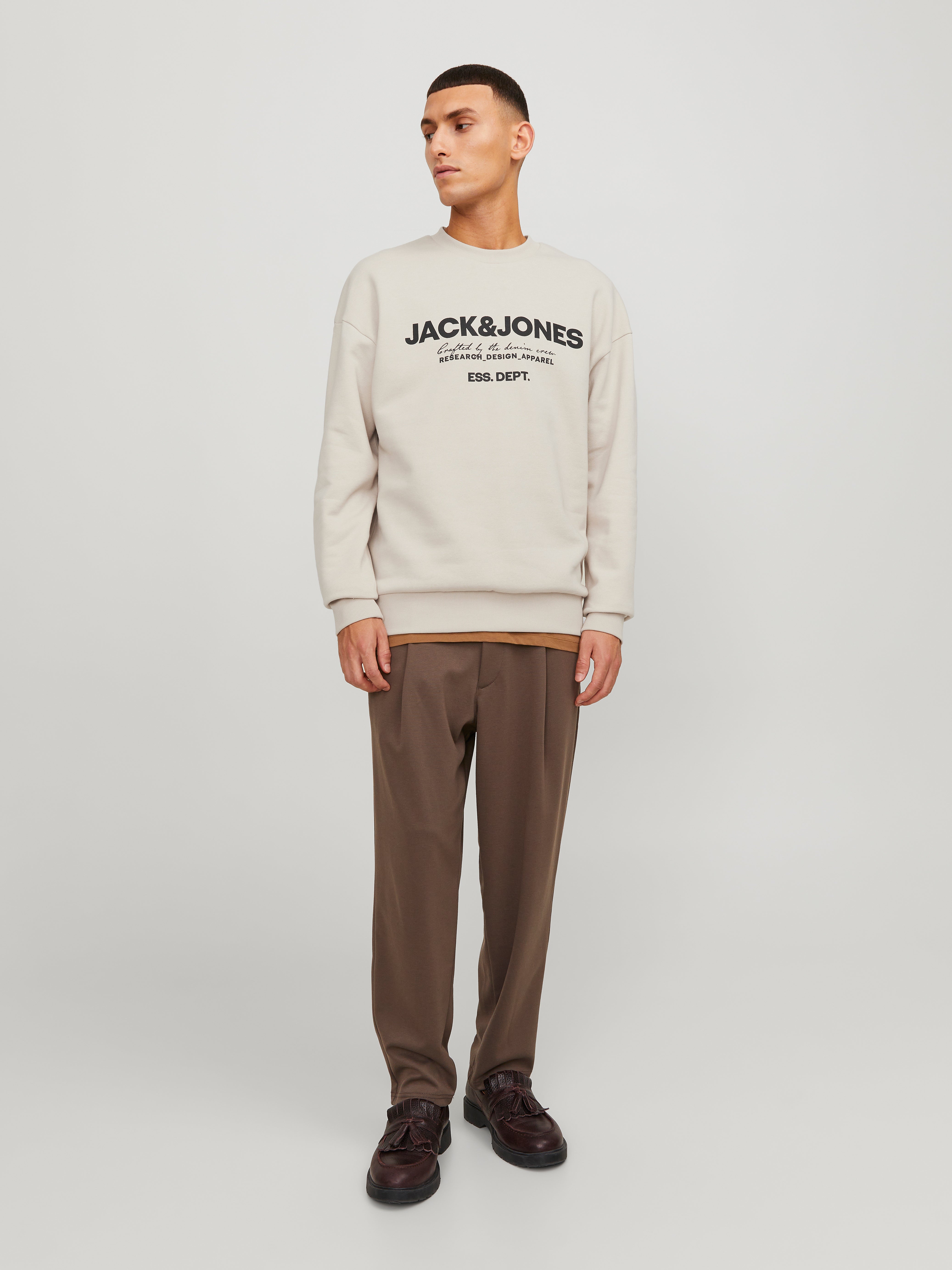 Logo Crewn Neck Sweatshirt | Beige | Jack & Jones®