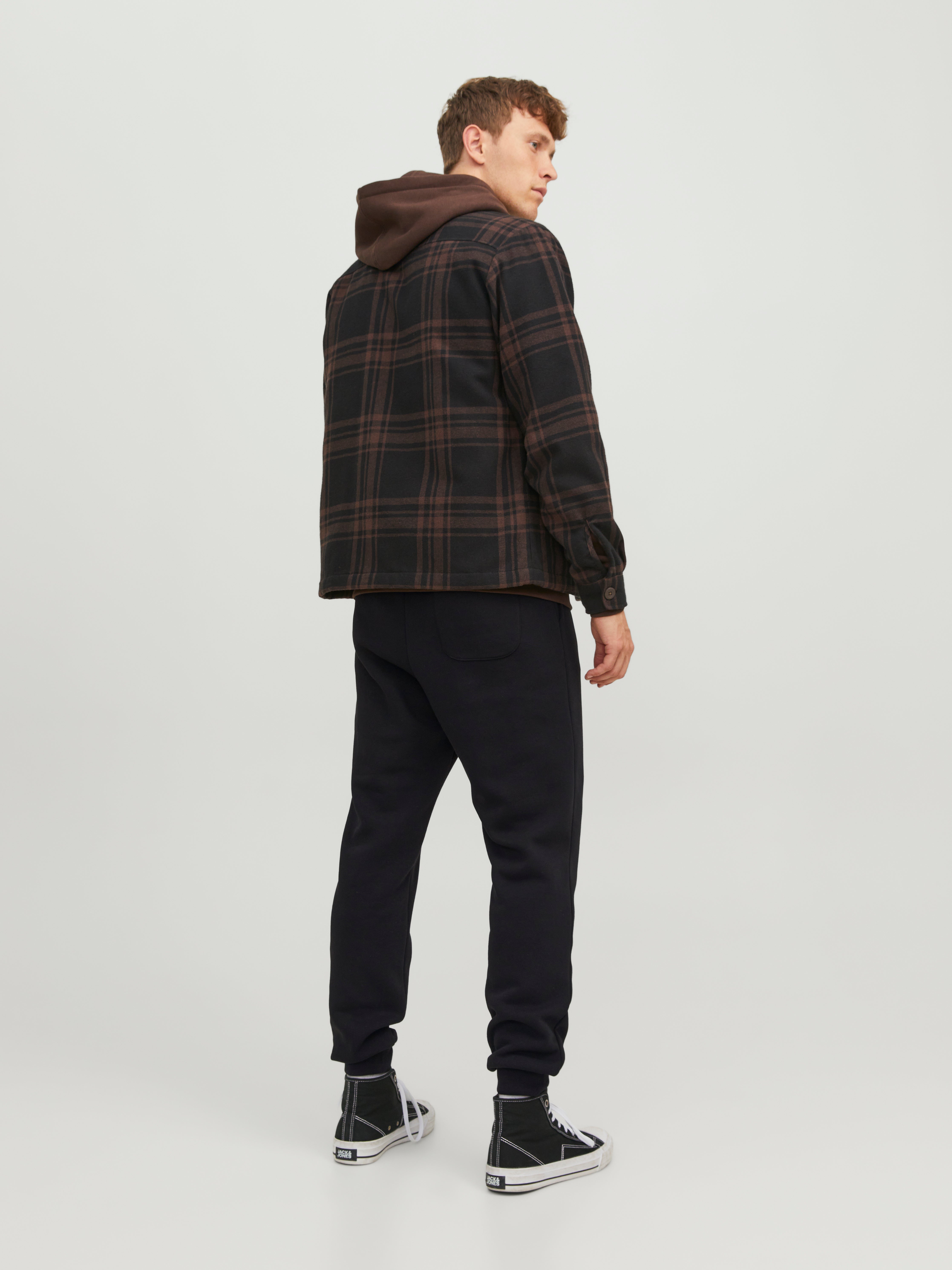 jackjones-regularfitjoggers- 