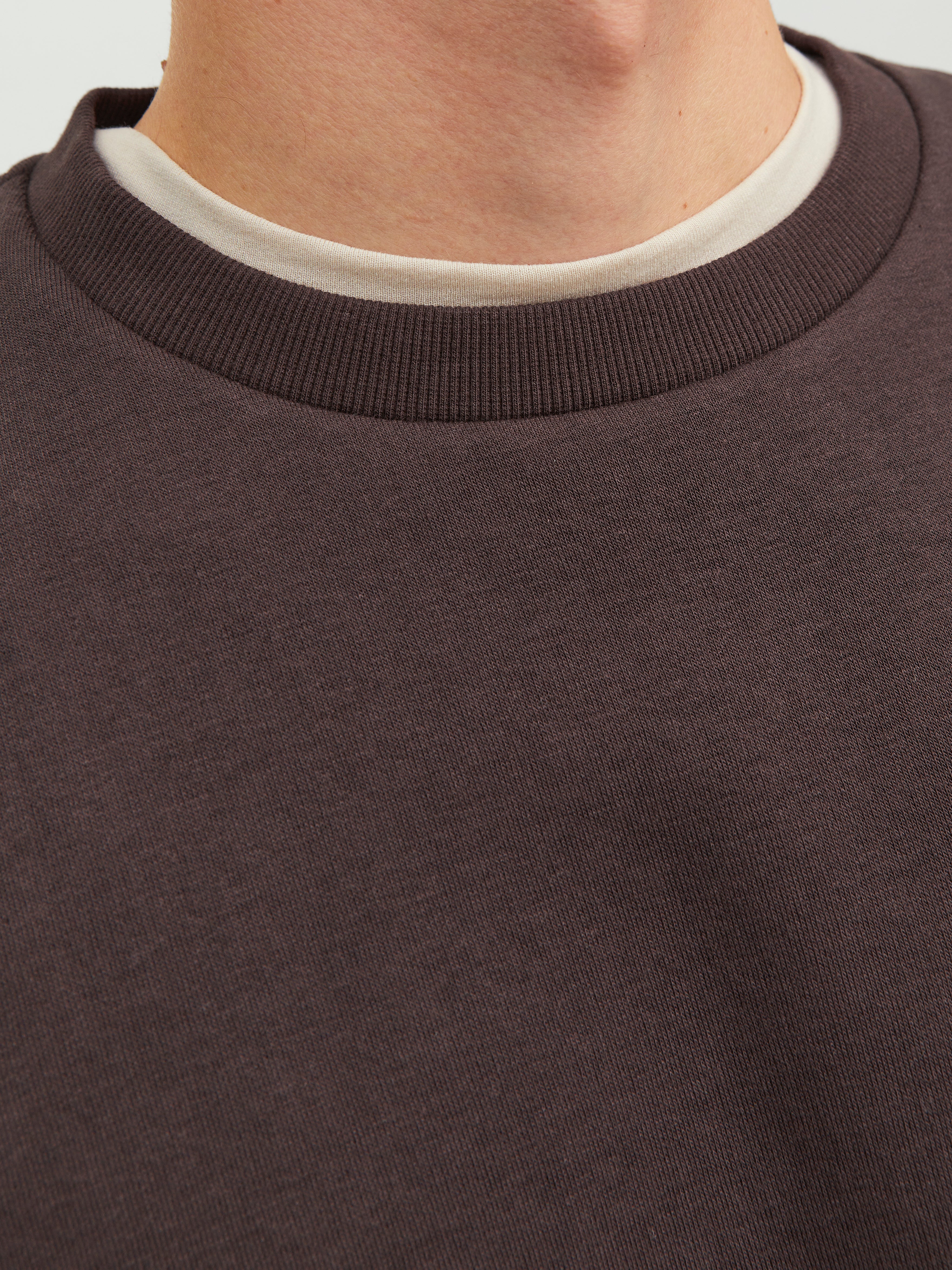 Plain Sweatshirt | Dark Brown | Jack u0026 Jones®