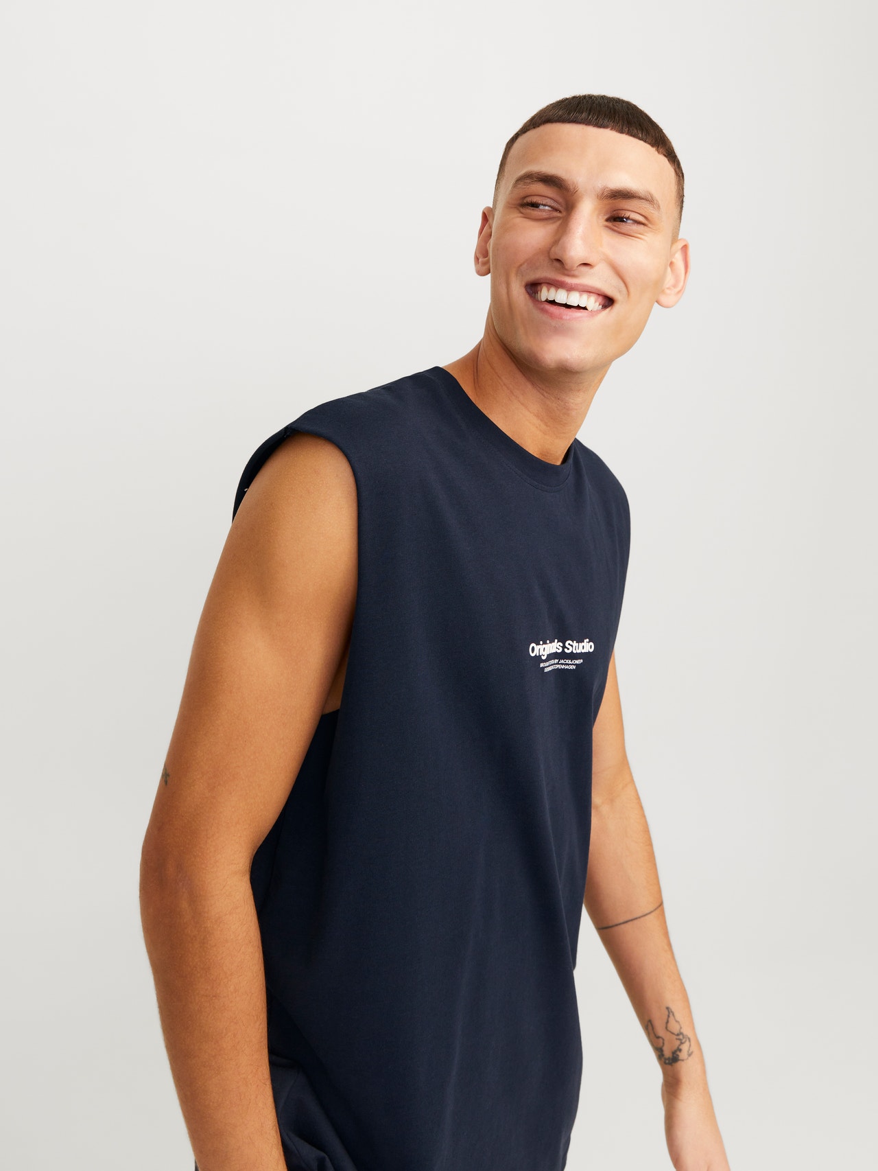 Jack & Jones Nyomott mintás Környak Ujjatlan trikó -Sky Captain - 12250430