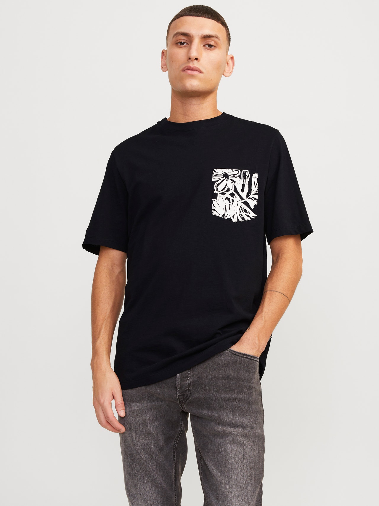 Jack & Jones Printed Crew neck T-shirt -Black - 12250435