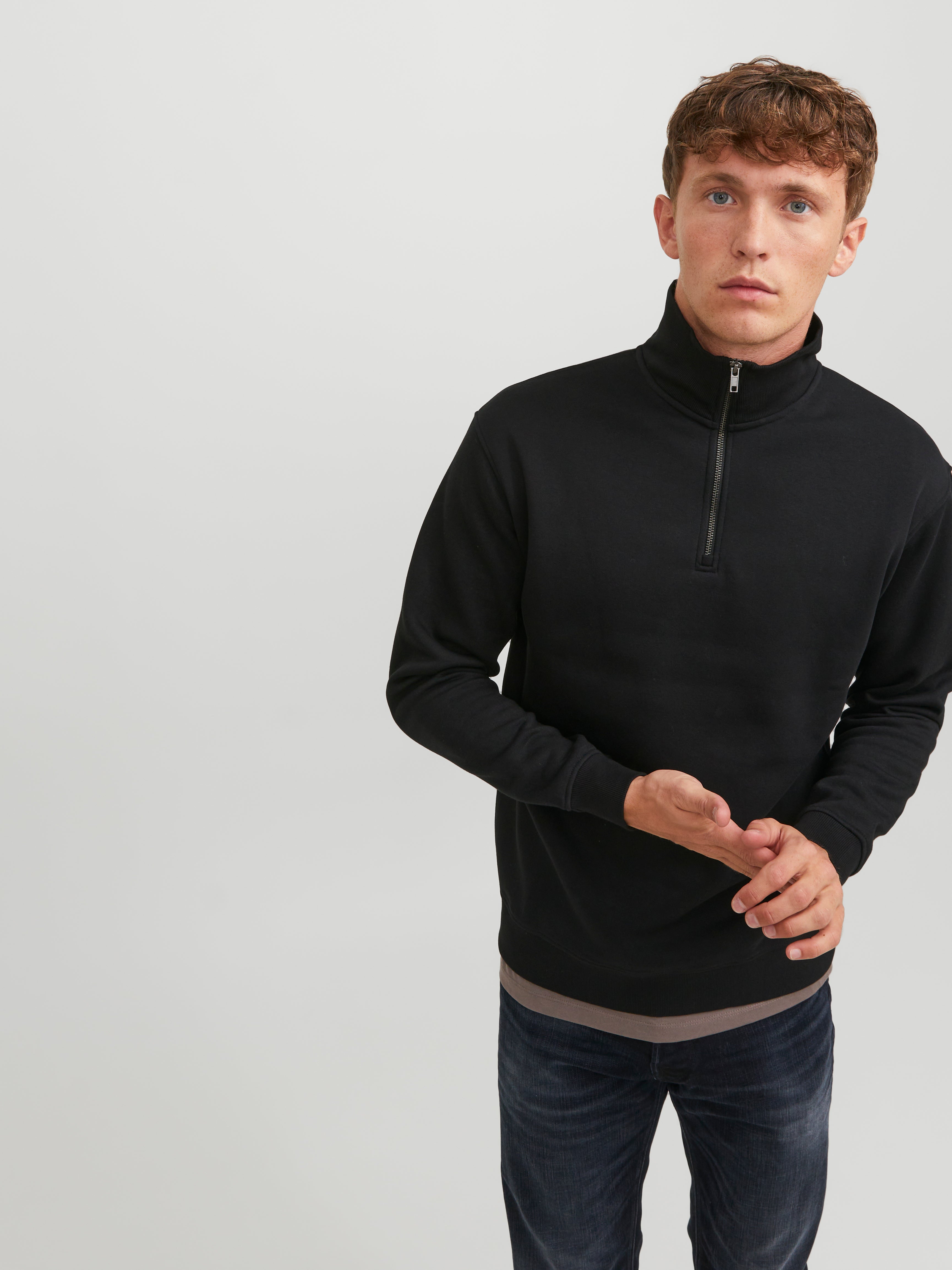 Jack & Jones Plain Half Zip Sweatshirt - 12250747