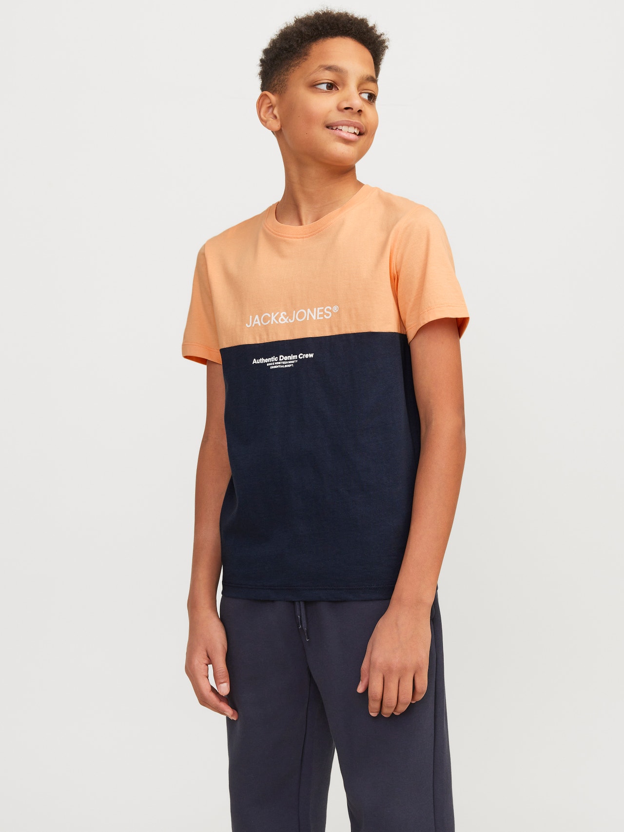 Jack & Jones W bloki kolorystyczne T-shirt Dla chłopców -Apricot Ice  - 12251083