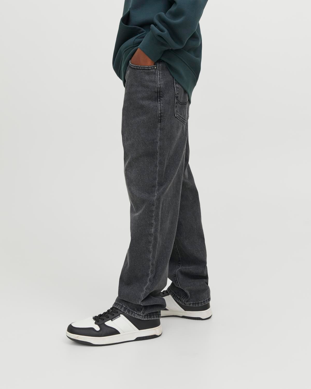 Jack & Jones JJICHRIS JJORIGINAL MF 845 Relaxed Fit Jeans For boys -Black Denim - 12251085