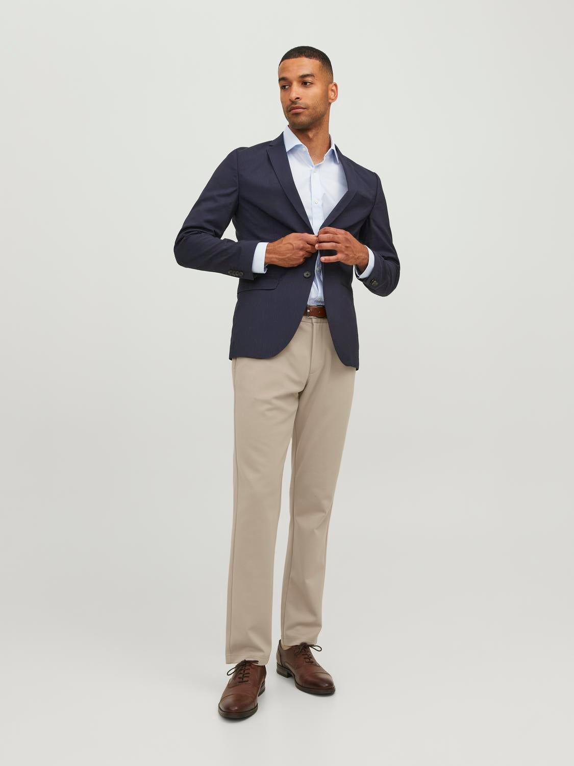 Slim Fit Chino kelnės