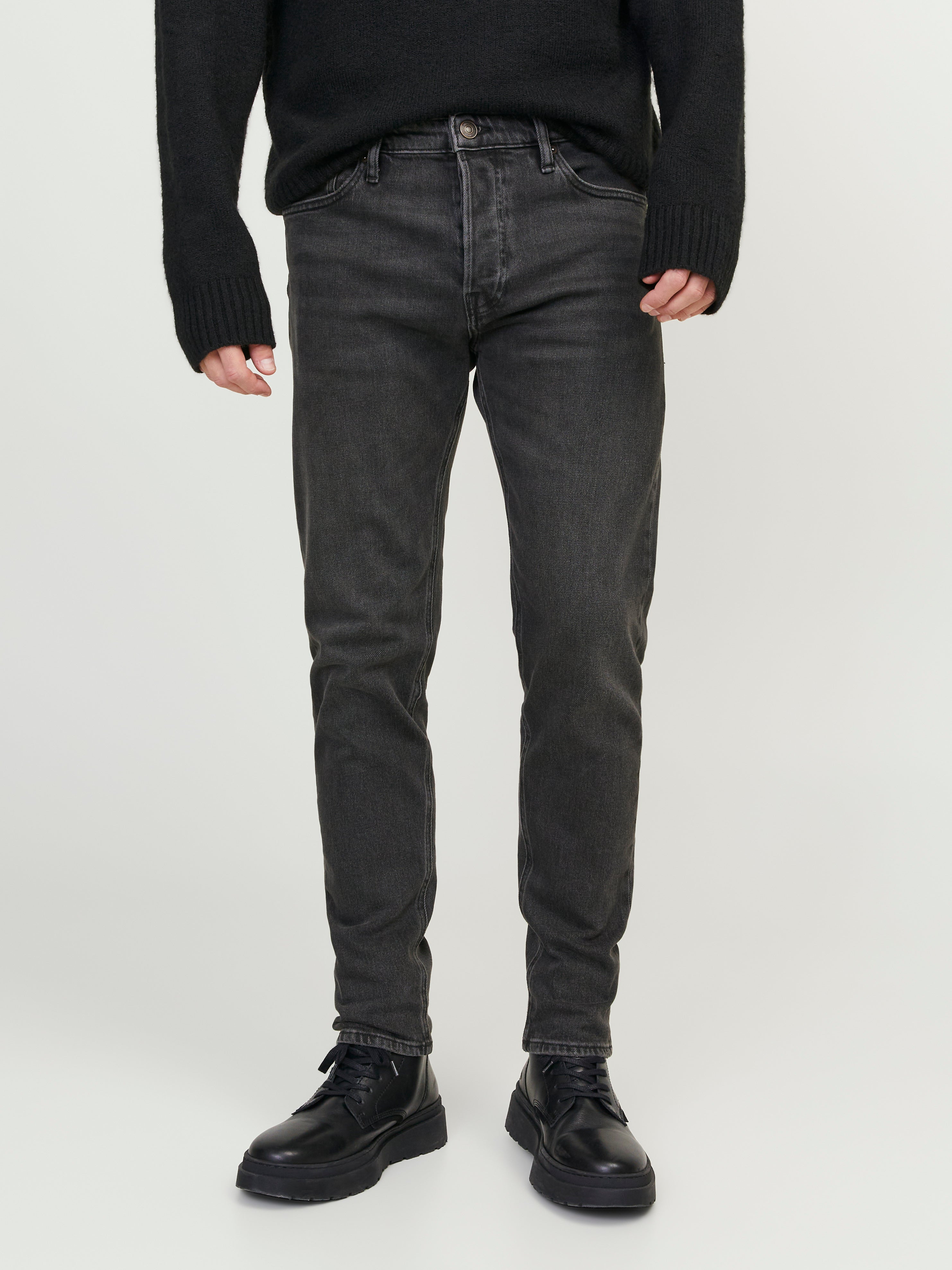 Jack jones 2025 tapered jeans