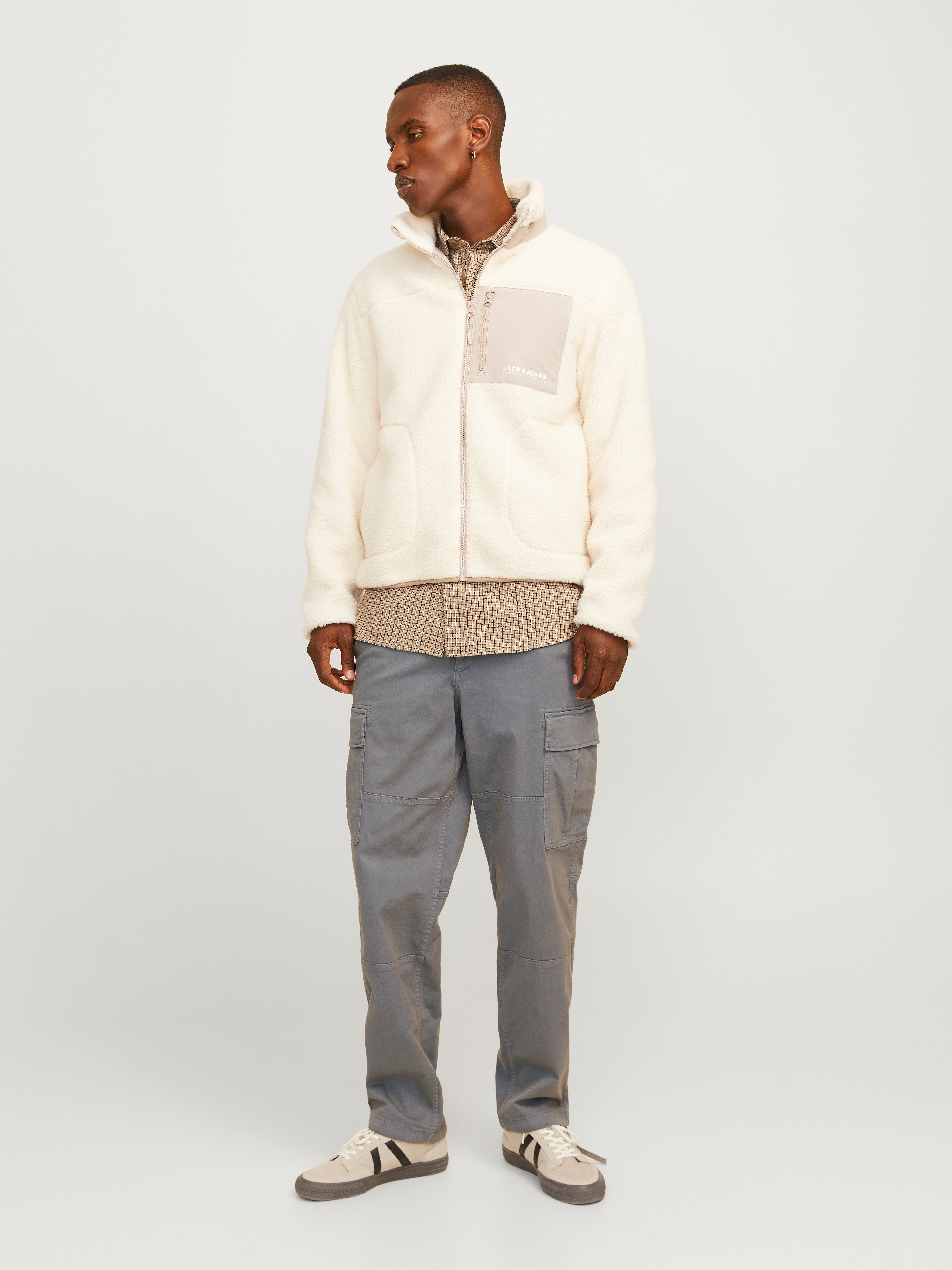 Loose Fit Cargo trousers