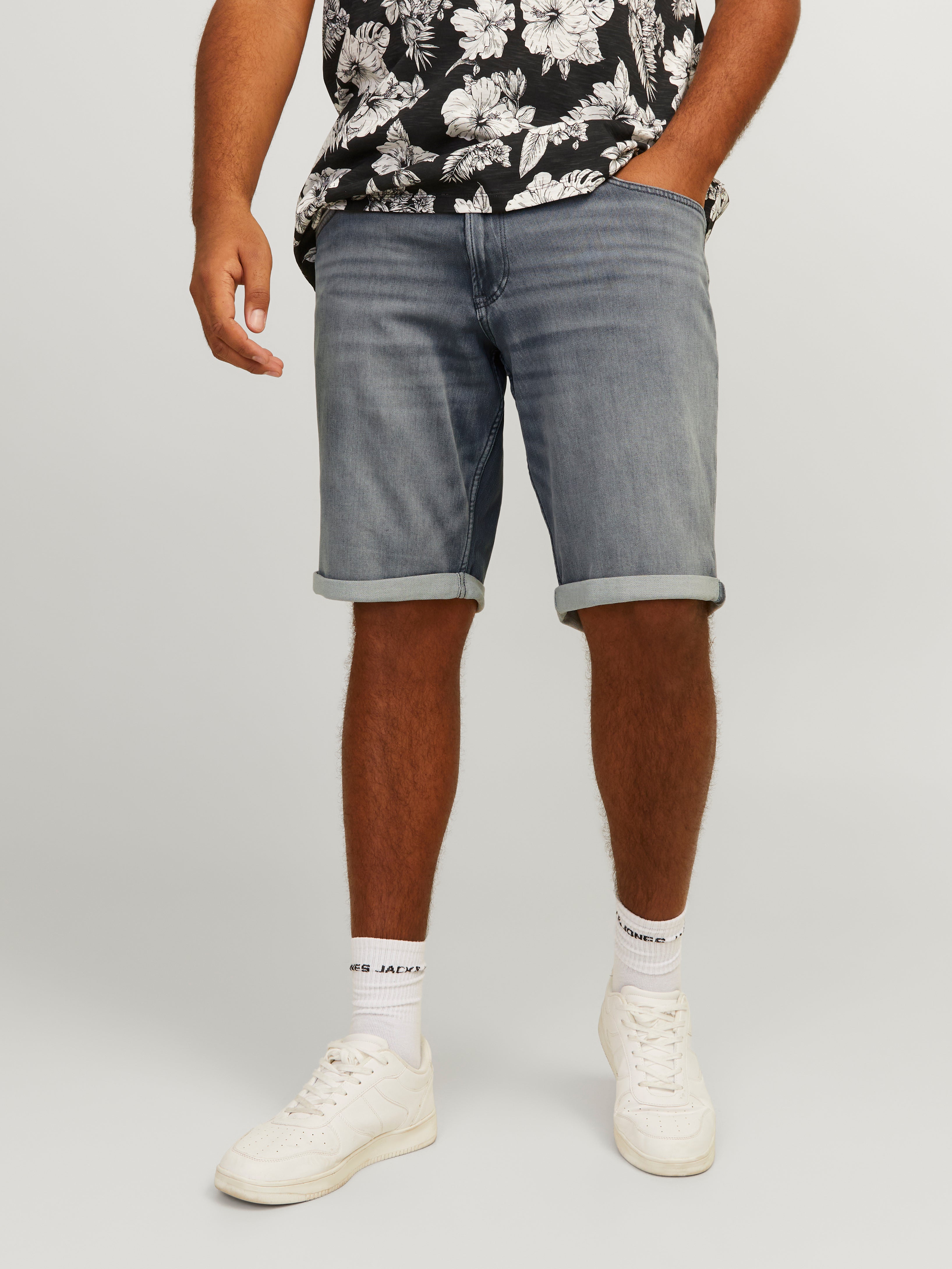 Jack & Jones Plus Size Regular Fit Regular Fit Shorts - 12253028