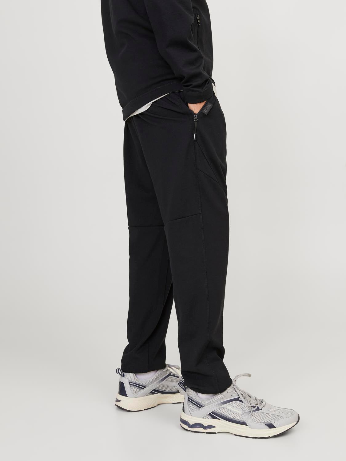 Nike tech pack clearance slim fit joggers