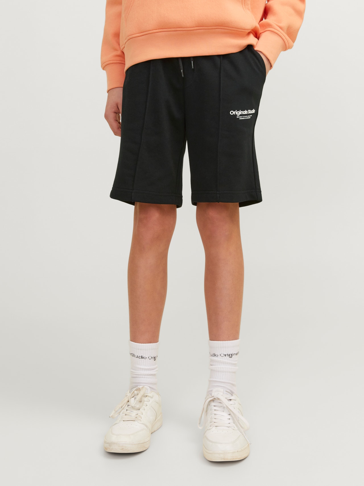 Jack & Jones Loose Fit Sweat shorts For boys -Black - 12254196