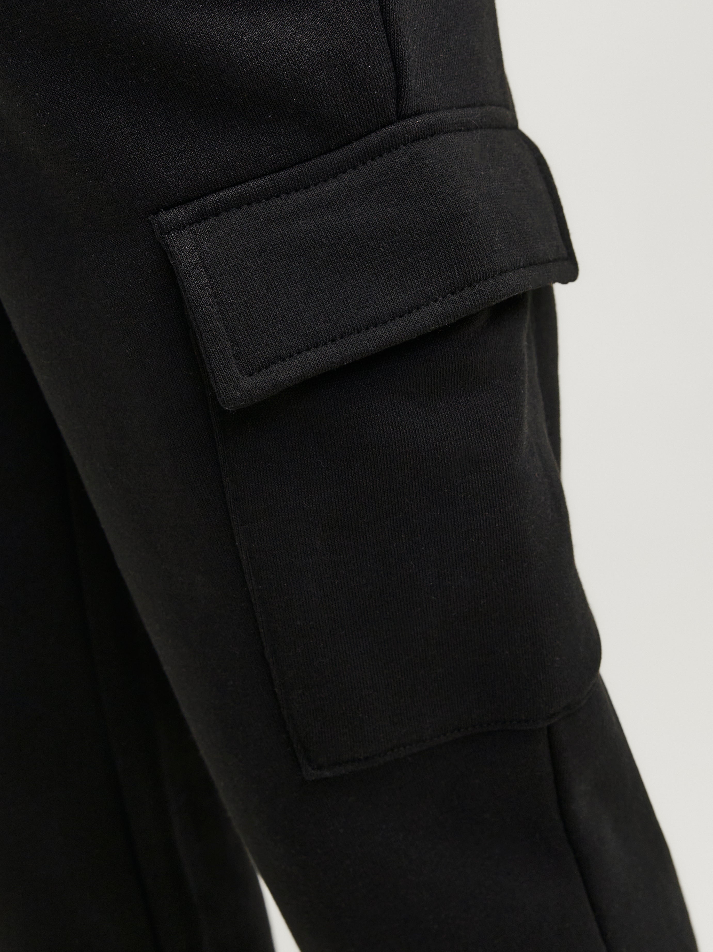 Regular fit trousers