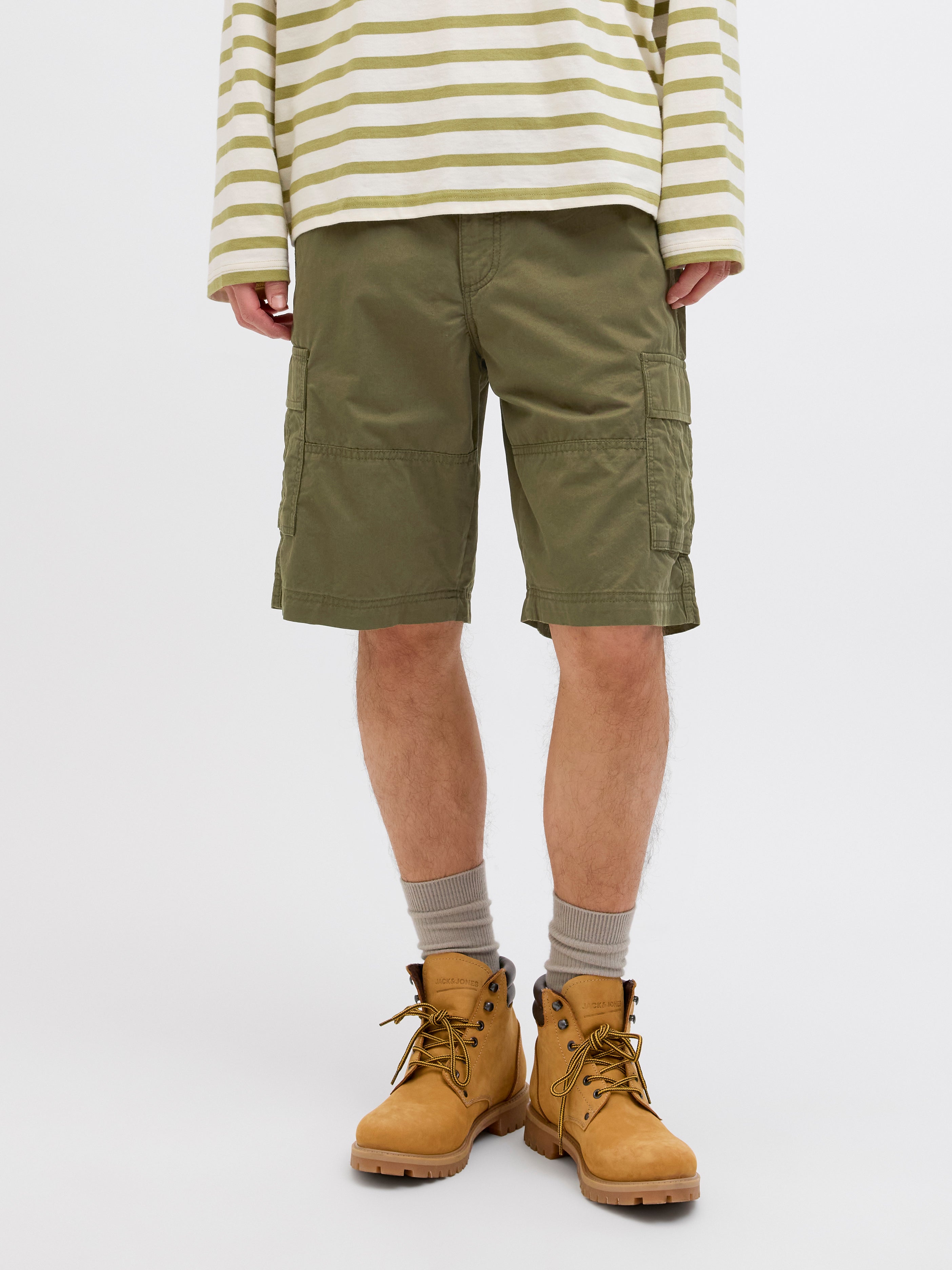 Thumbnail - Regular Fit Cargo Shorts