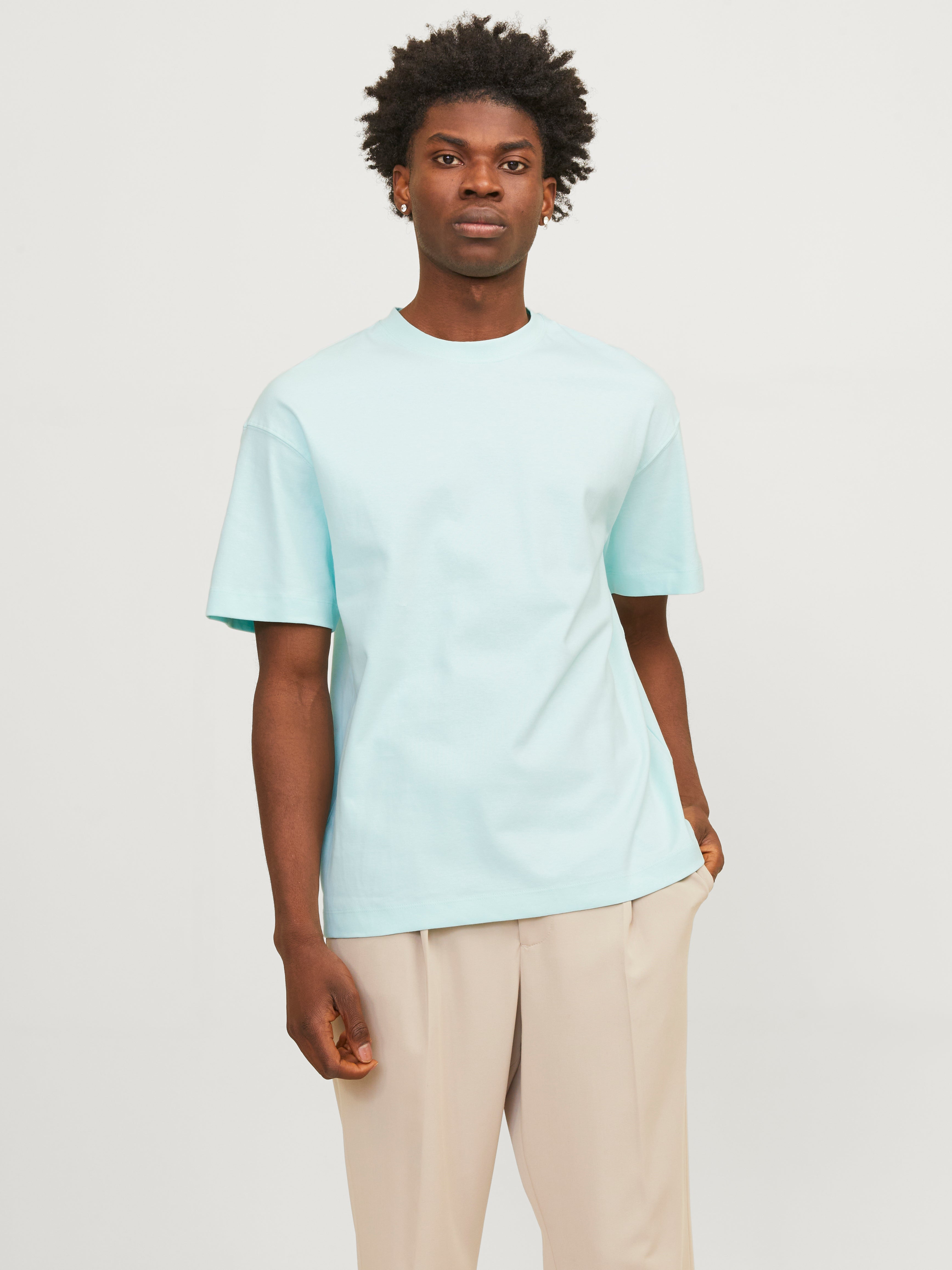 Light sea green t sales shirt