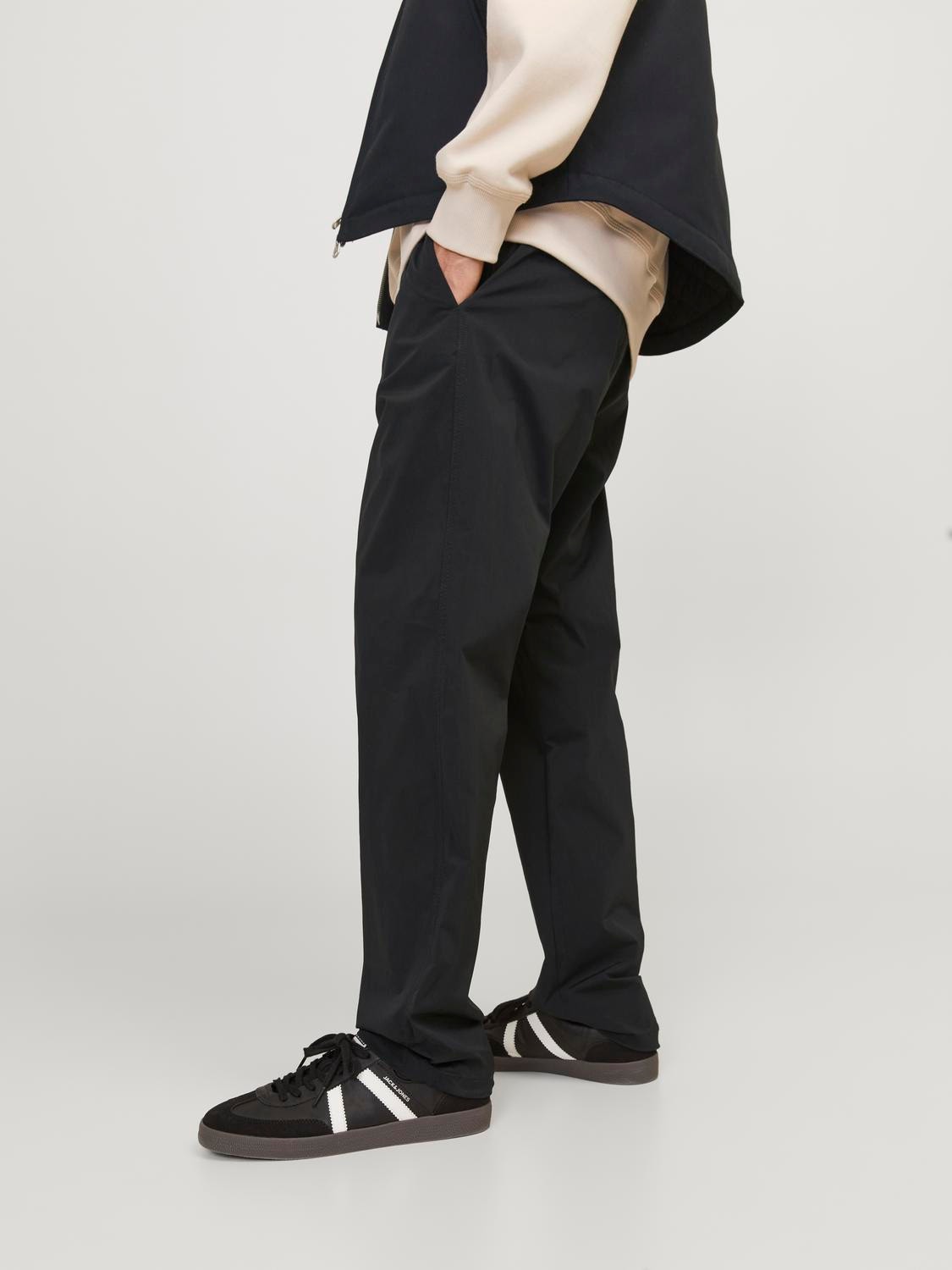 Jack & Jones Loose Fit Chino trousers -Black - 12254475
