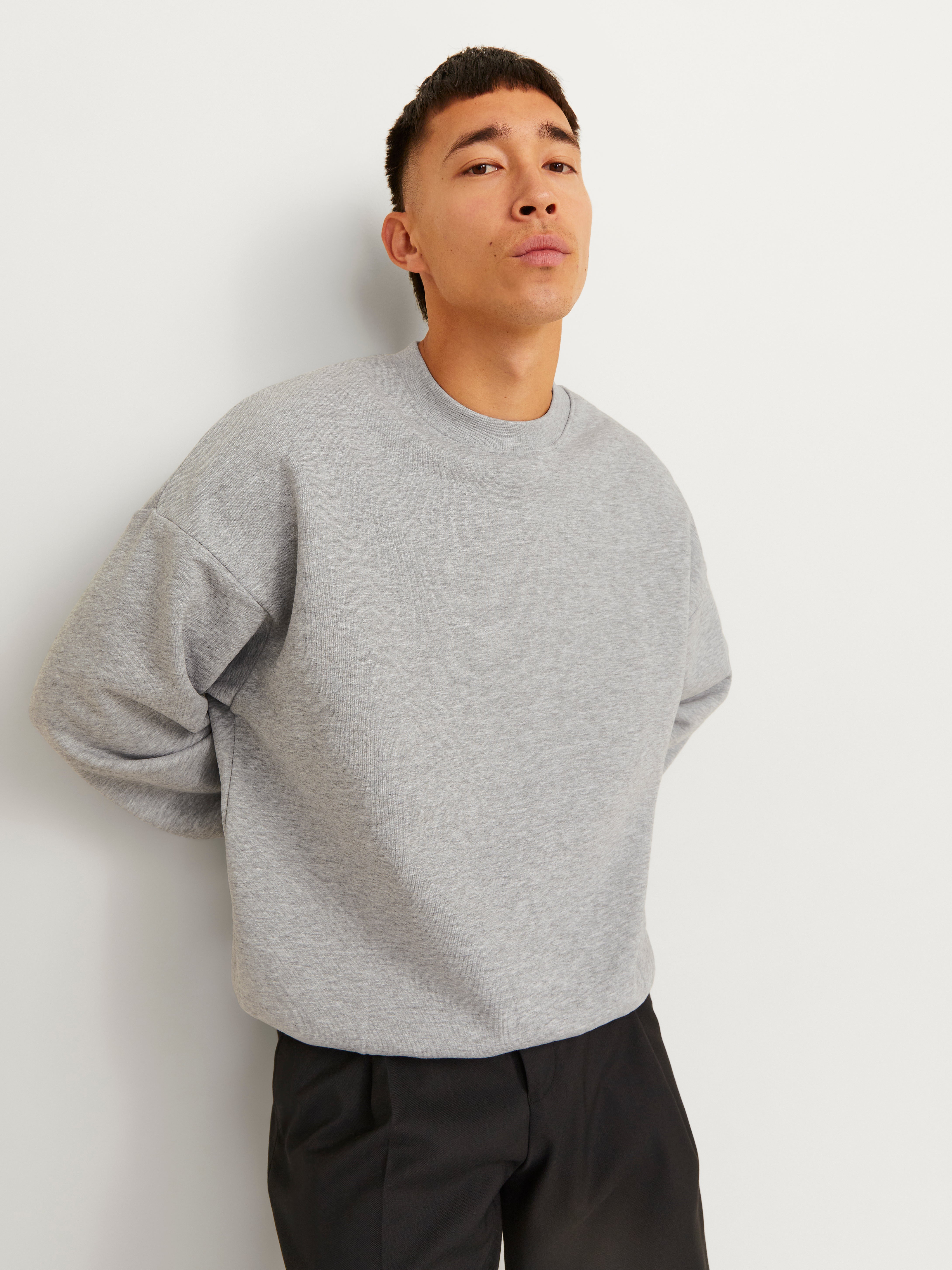 Jack & Jones Plain Crewn Neck Sweatshirt - 12255177