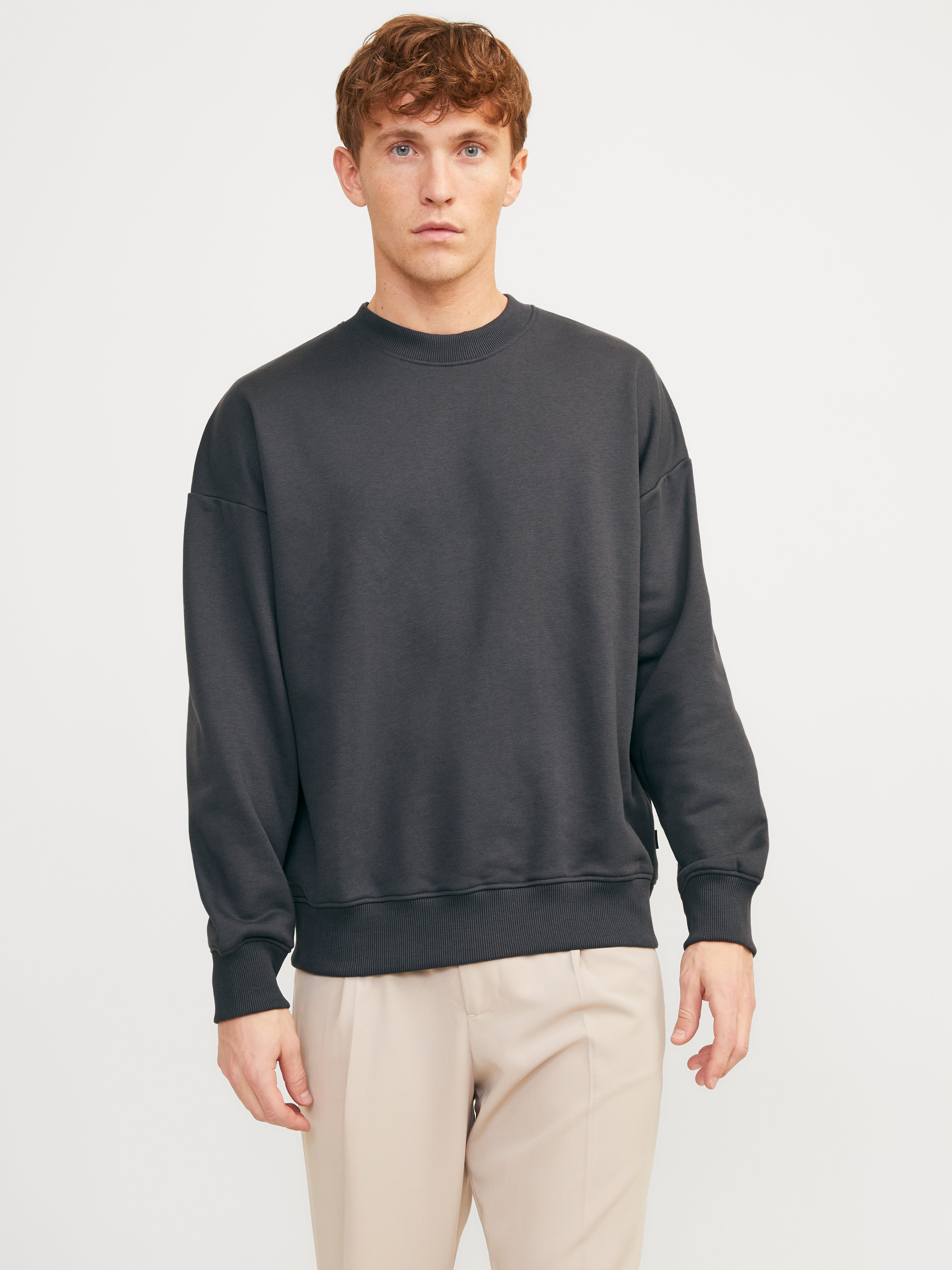 Jack & Jones Ensfarvet Sweatshirt med rund hals - 12255177