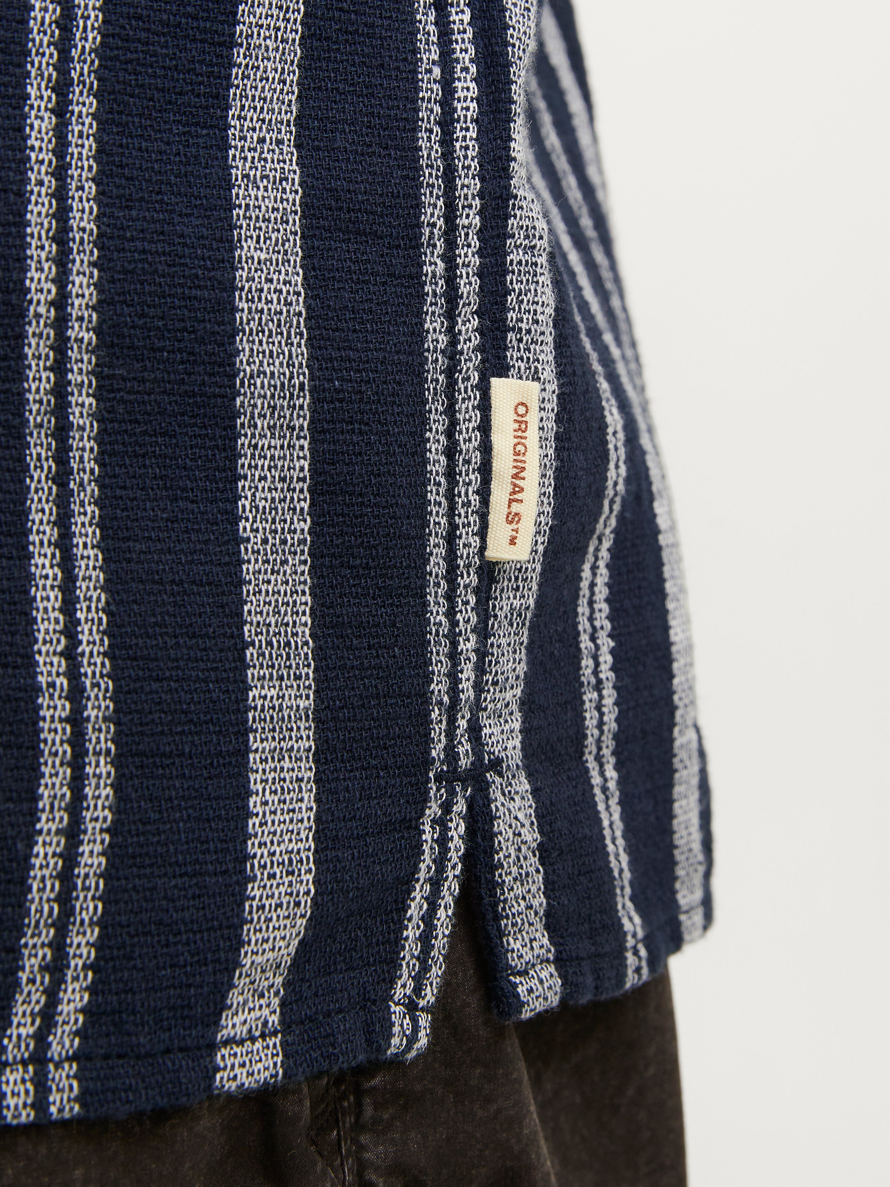 Relaxed Fit Resort shirt with 50% discount! | Jack & Jones® 