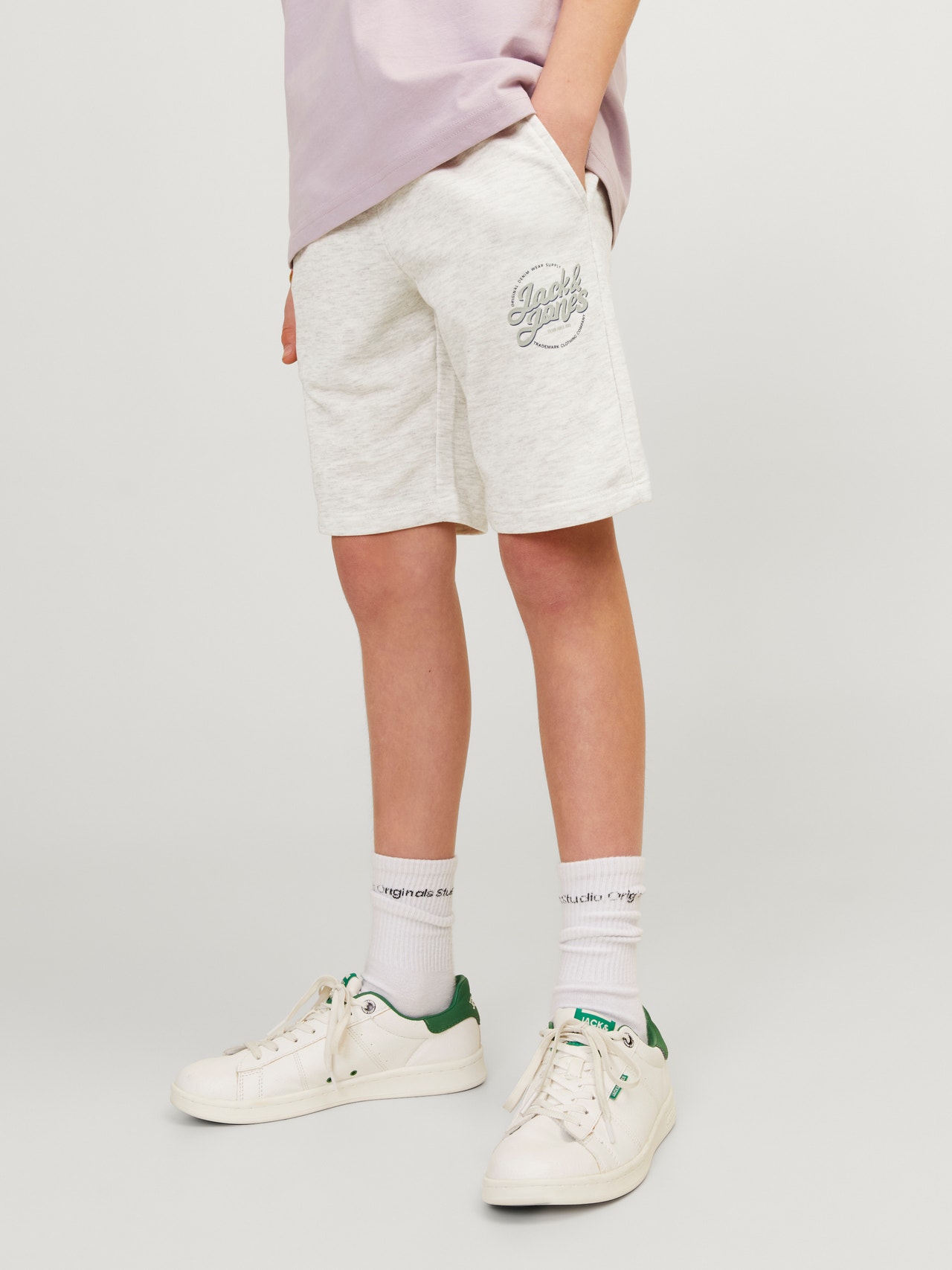 Jack & Jones Slim Fit Sweat shorts For boys -White Melange - 12255265